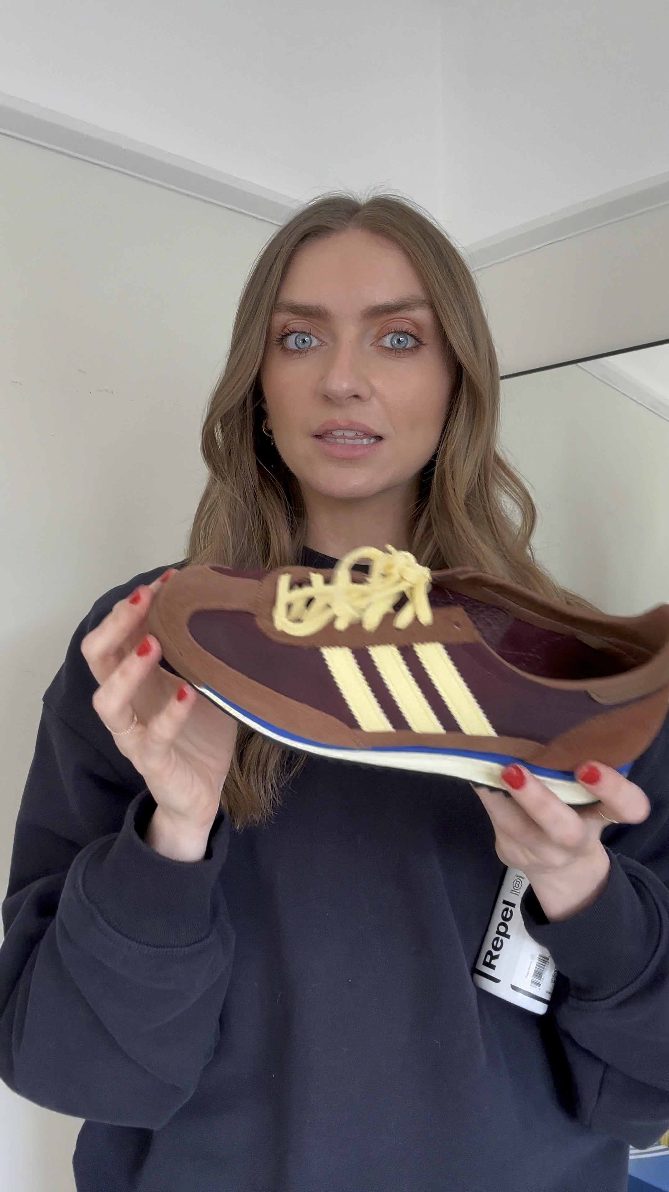 How I protect my trainers 👟 using the Jason mark repel spray 



#LTKstyletip #LTKshoes