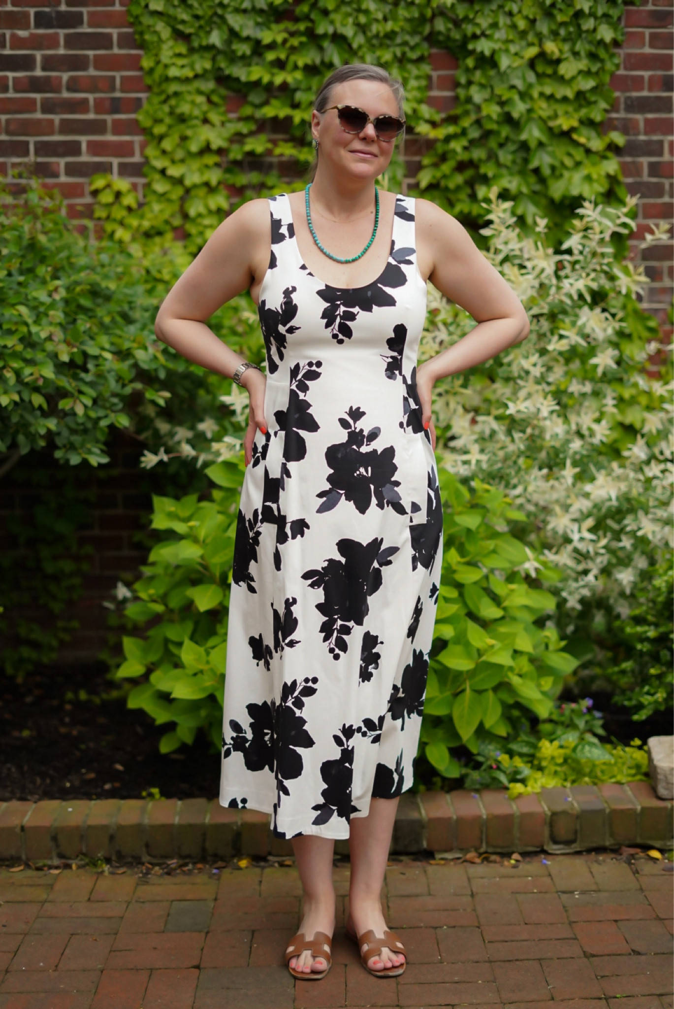 I love a black and white graphic print. 🖤🤍

#LTKMidsize #LTKStyleTip #LTKSeasonal