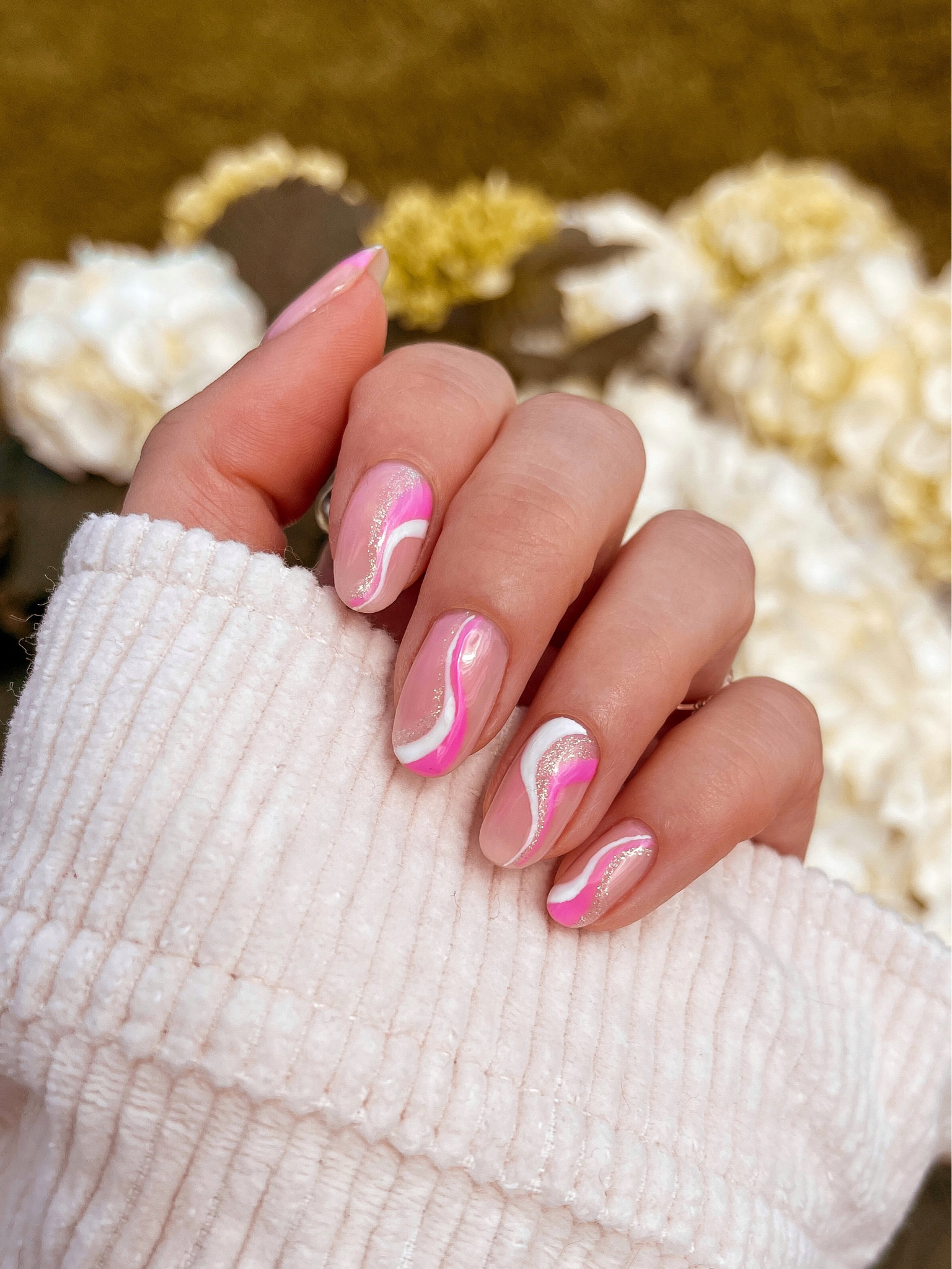 Pink swirl gel nails 💅🏻💖

#LTKFind