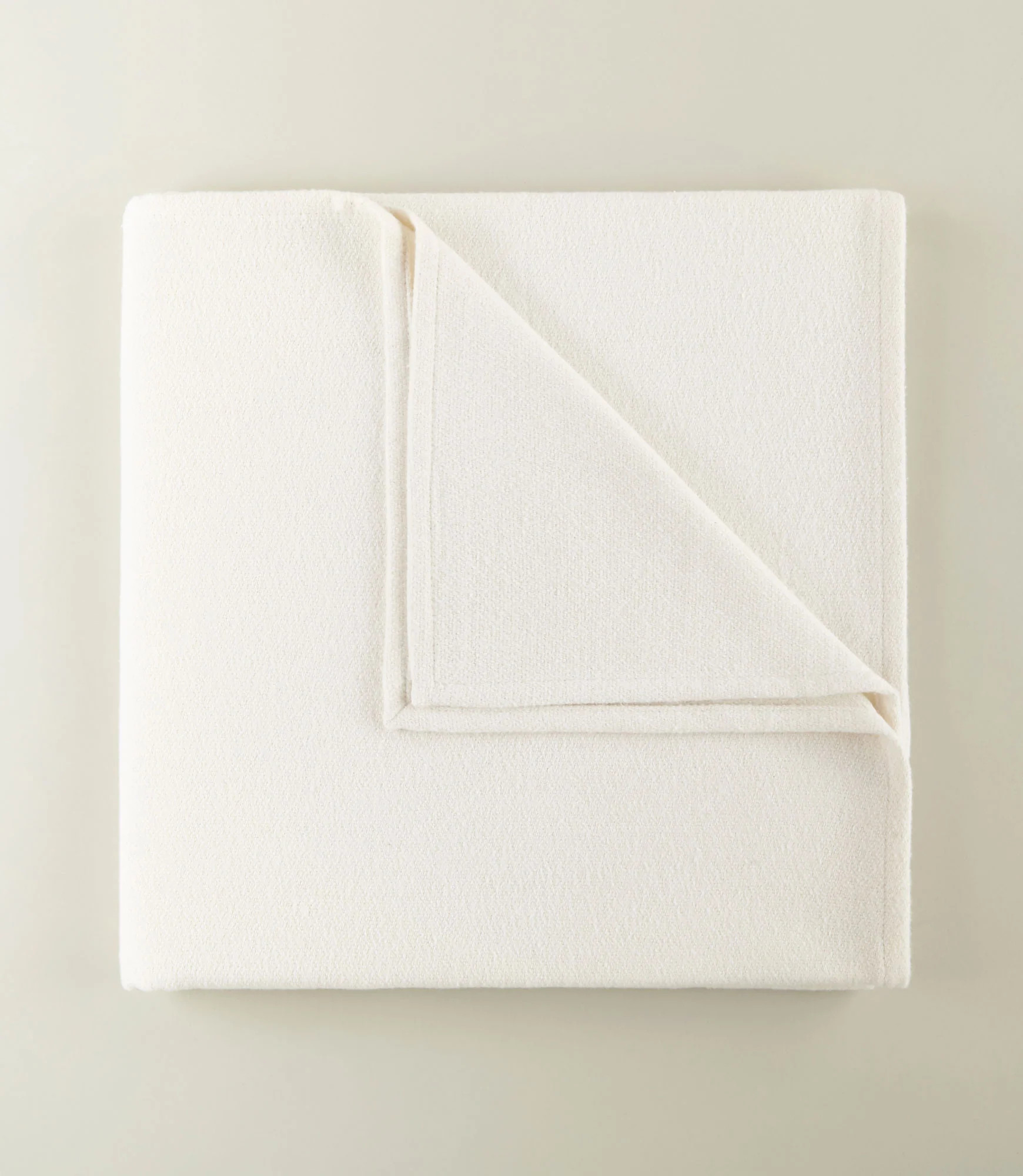 Vineyard Throw Blanket | Peacock Alley | Peacock Alley | Luxury Bedding & Bath Linens