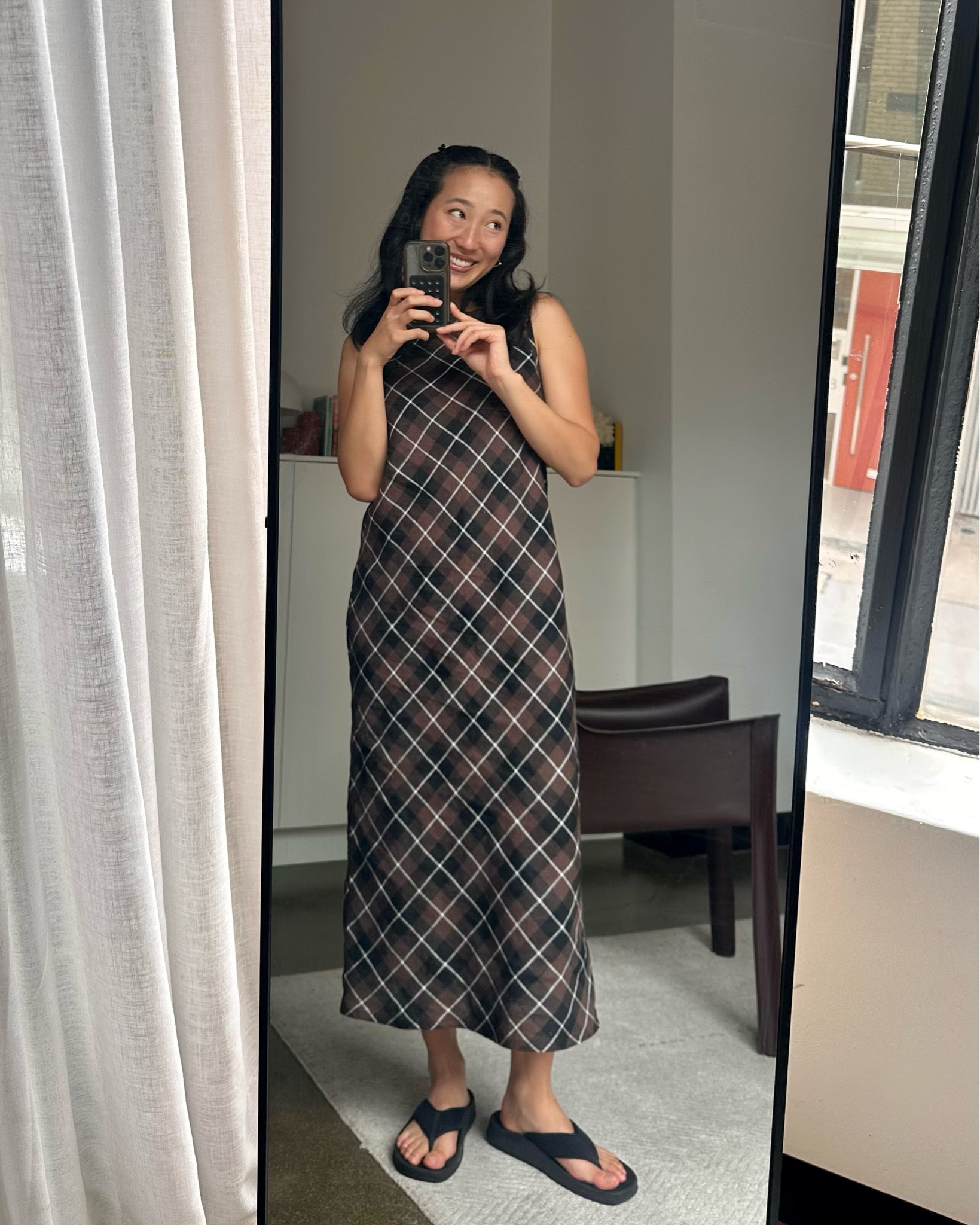 Annabelle’s outfit for our team lunch 

Dress: Alpha60 