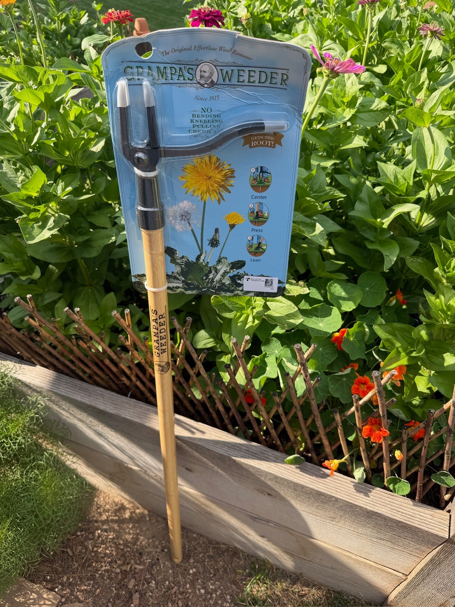 I don’t think I’ll ever enjoy pulling weeds, but this stand-up weed puller definitely made me do a double take. It totally makes the job a whole lot easier! 👀

#LTKHome #LTKSaleAlert #LTKSeasonal
