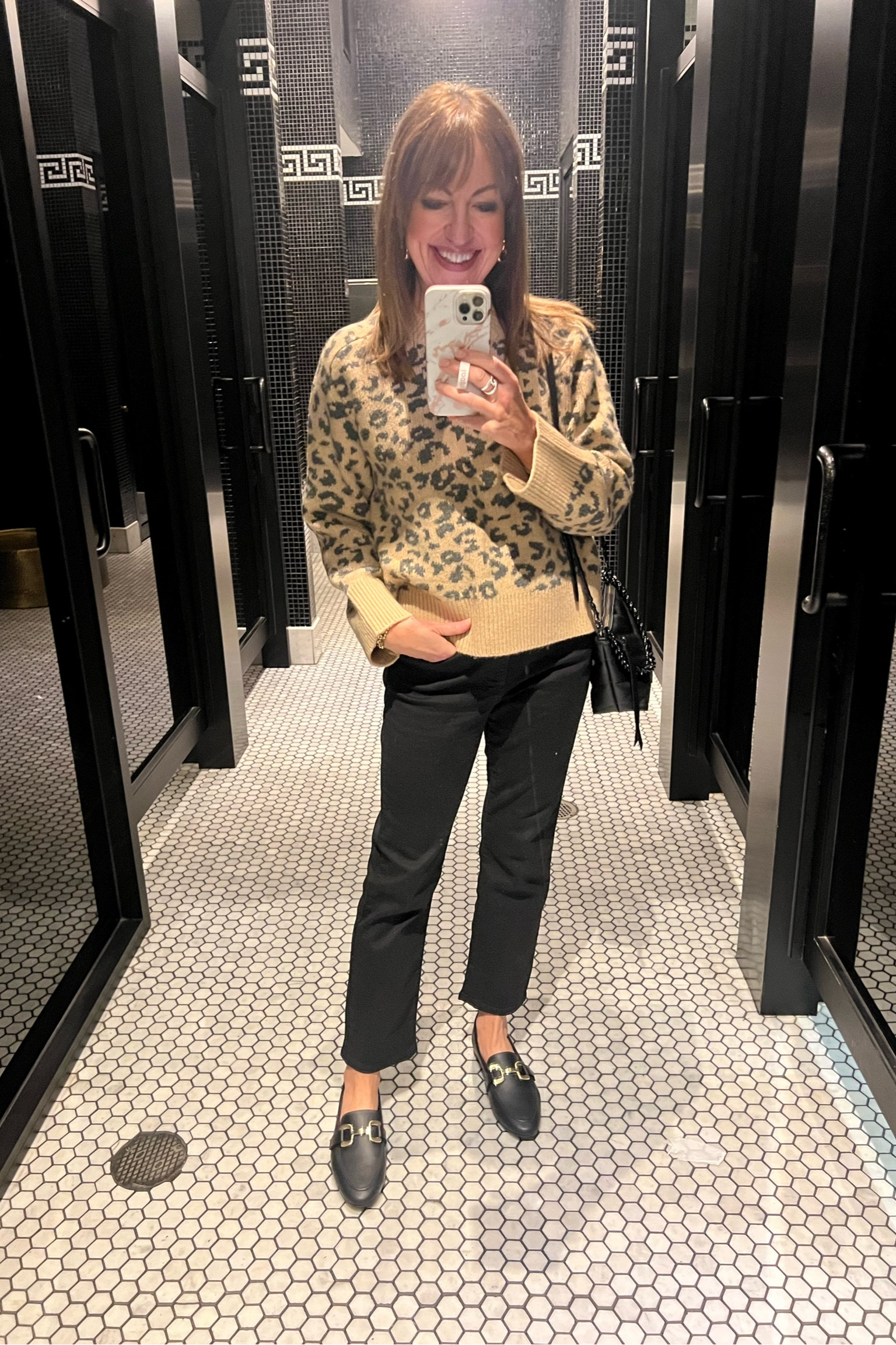 Out to lunch in my favorite leopard sweater, black straight leg jeans and new Target loafers! 

Levi’s, Abercrombie, Target, fall outfit, leopard sweater, Kohl’s

#LTKStyleTip #LTKOver40 #LTKFindsUnder100