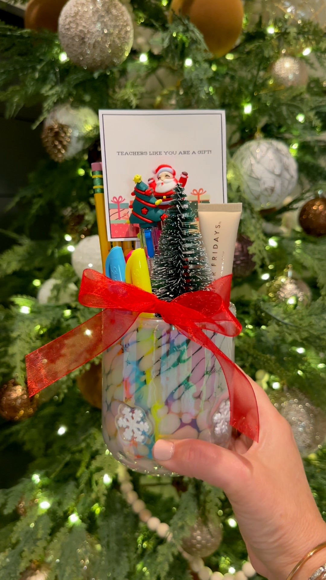 Christmas gift idea! Perfect for teachers, school staff & more! This snowflake glass is so pretty & great for gifting ❄️❤️

#LTKSeasonal #LTKGiftGuide #LTKHoliday