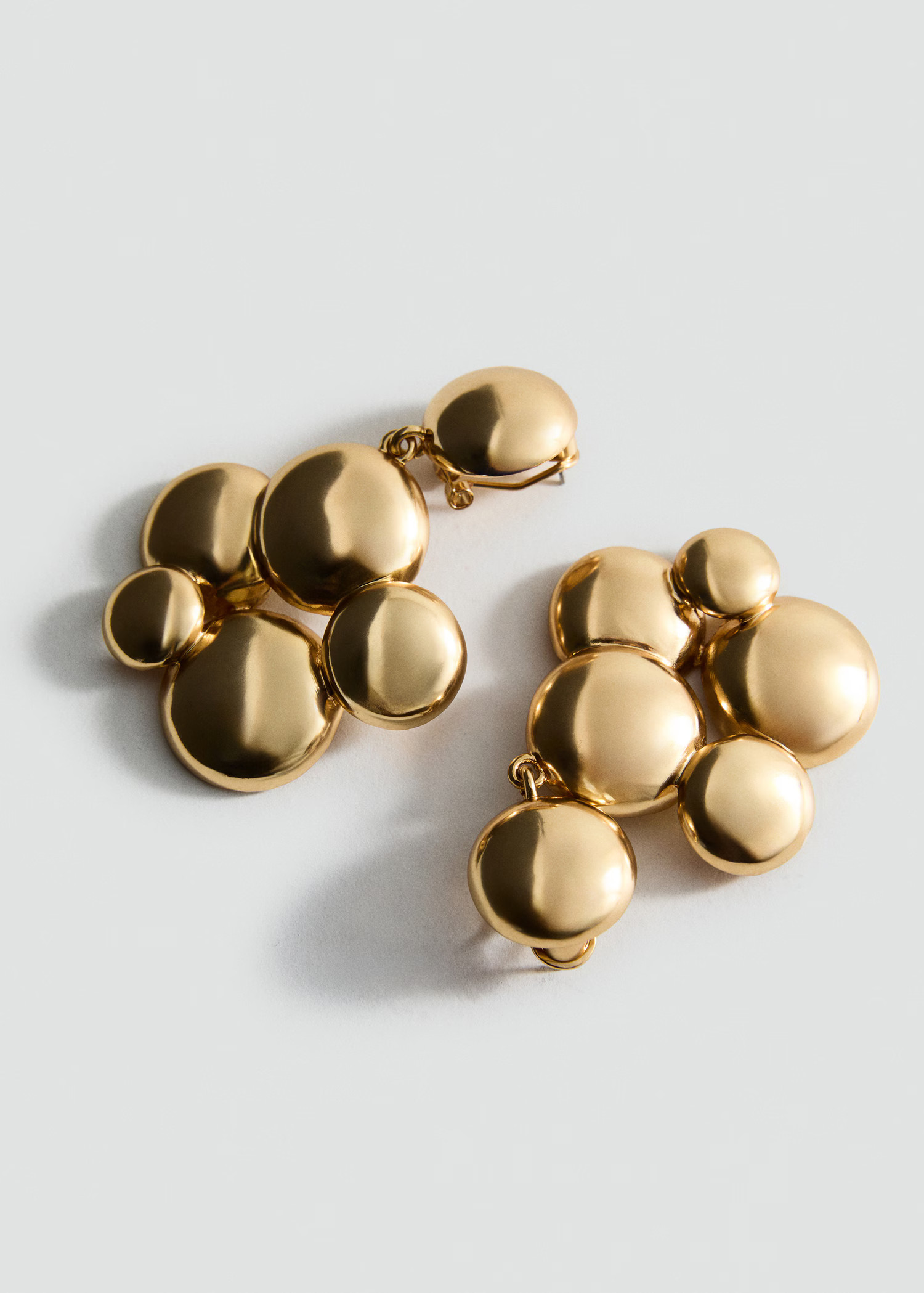 Round hanging earrings - Women | MANGO USA | Mango (US/MX/AU)