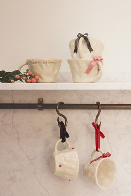 Naetive Studio Bow Mug | Anthropologie (UK)