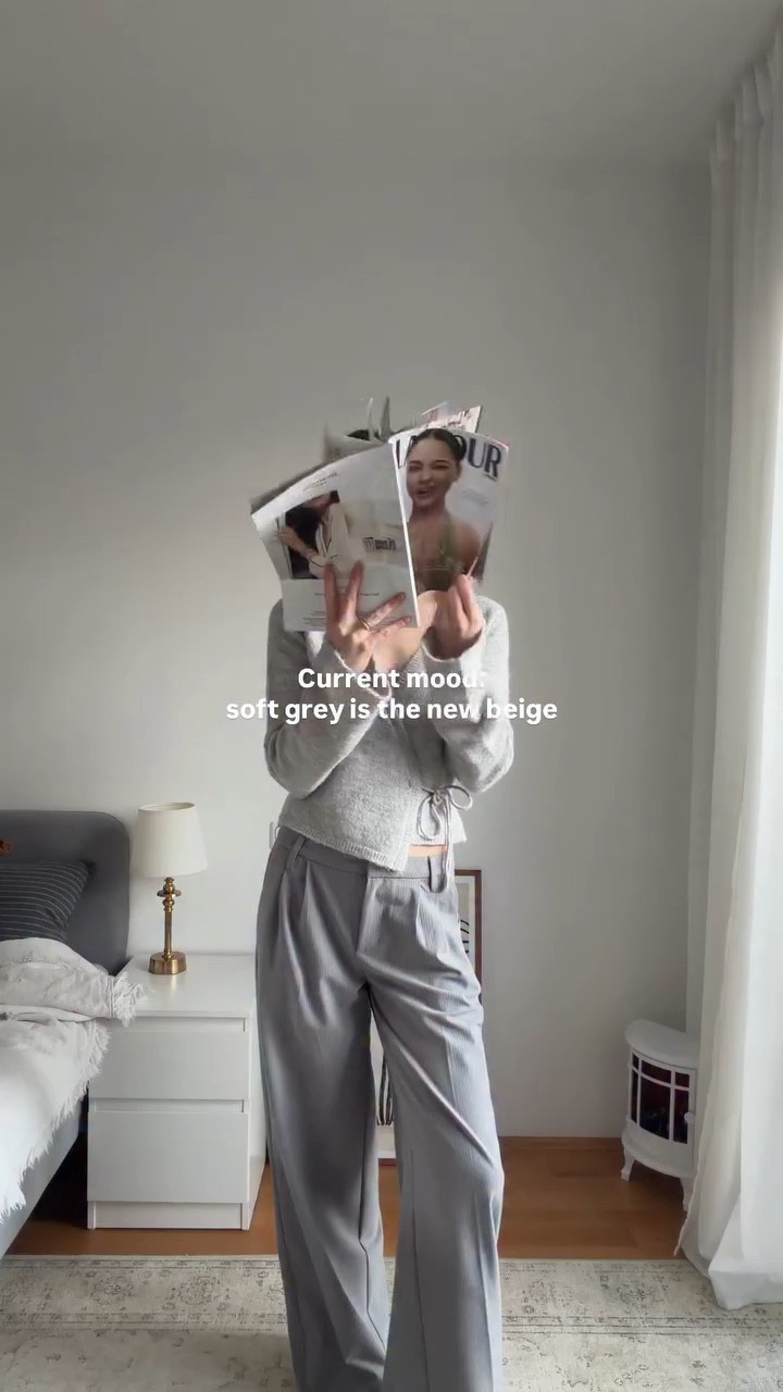 Beige and brown… we need space 👀📐🧾📂🩶

~ linked on my LTK look in bio

#officechic #softgreylook #softgrey #lightgrey #workwearbutcool

#LTKdeutschland #LTKFashionMonth #LTKworkwear