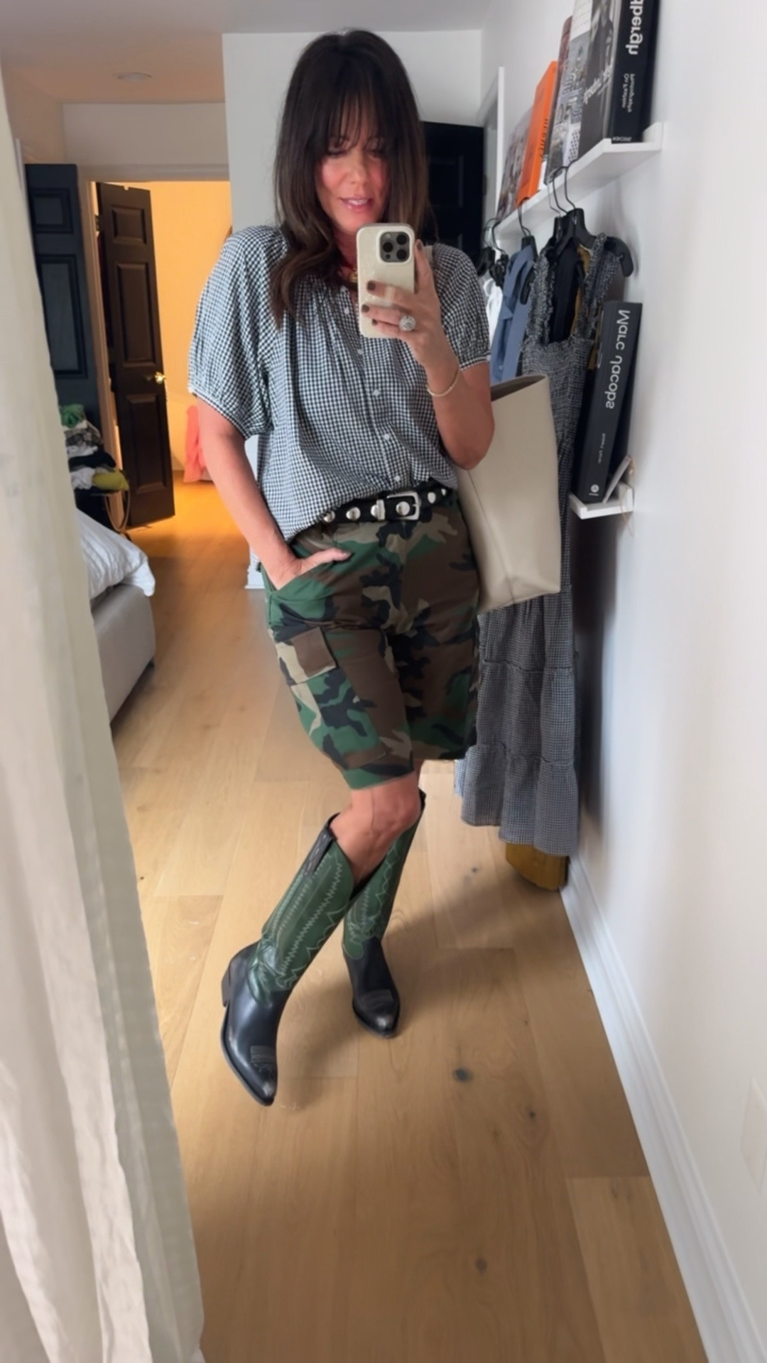 A little high low here - couldn’t link my exact shorts but these from Target below are identical!

#LTKTravel #LTKWorkwear #LTKSaleAlert