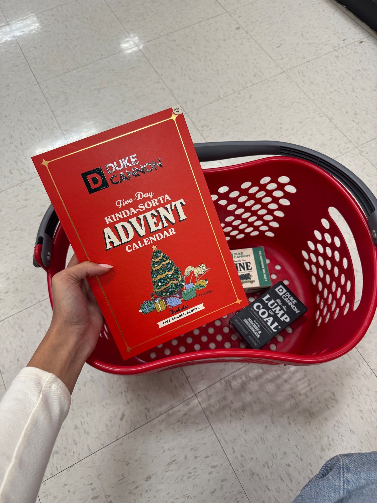 #AD New holiday finds from @dukecannon that are now available at @target ! #targetpartner #target

#LTKselfcare #LTKGiftGuide #LTKMens