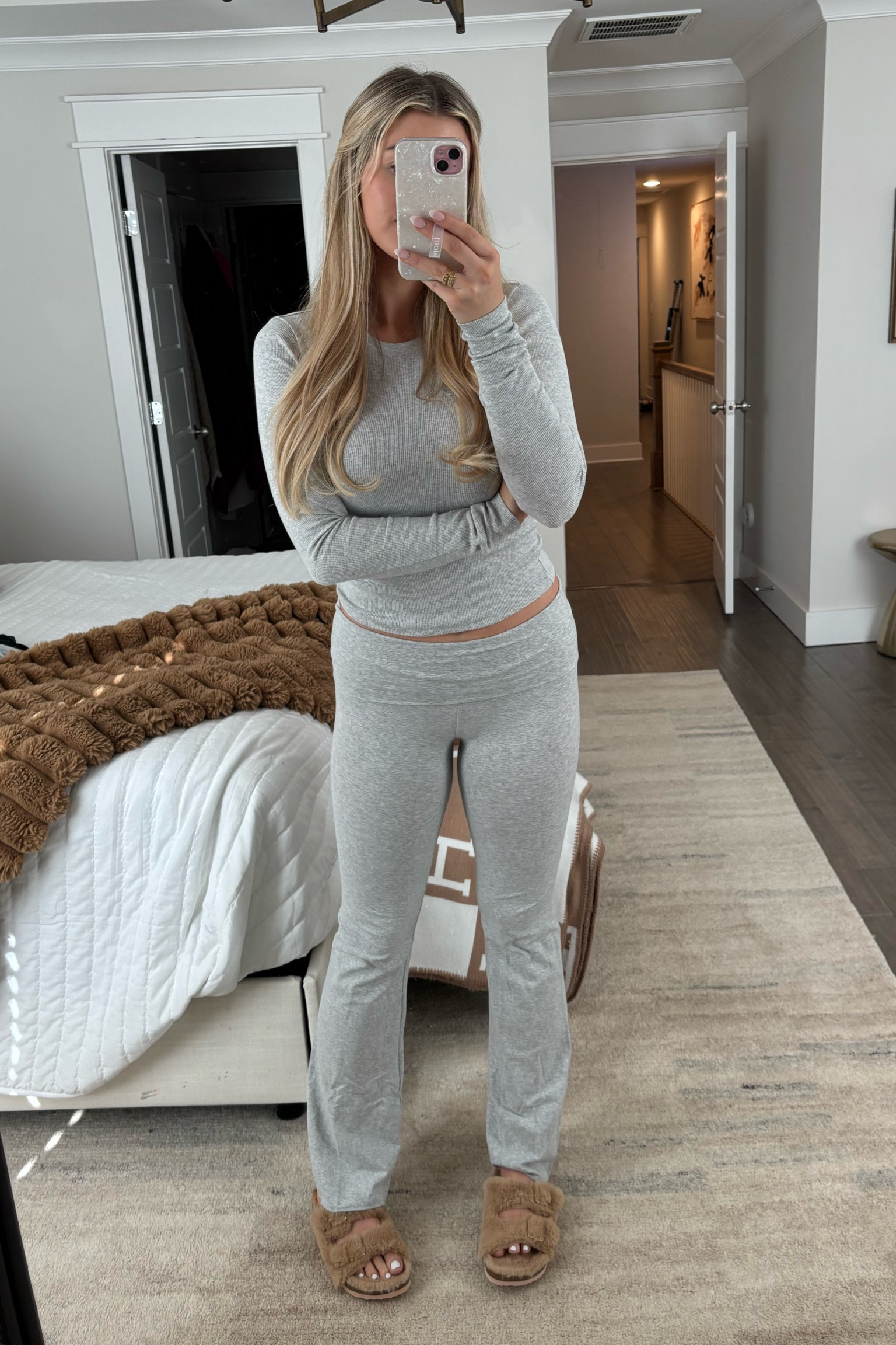 Wearing a medium in top and bottom! 9 1/2 in shoes and wearing a 10 in slippers! 🫶🏼

#LTKStyleTip #LTKHome #LTKFindsUnder50