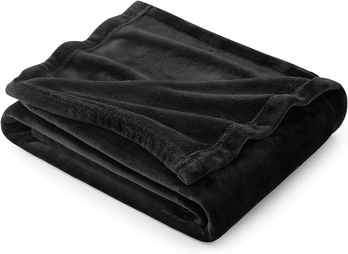 Bedsure GentleSoft Fleece Throw Blanket for Couch Black - Lightweight Plush Fuzzy Cozy Soft Hallo... | Amazon (US)