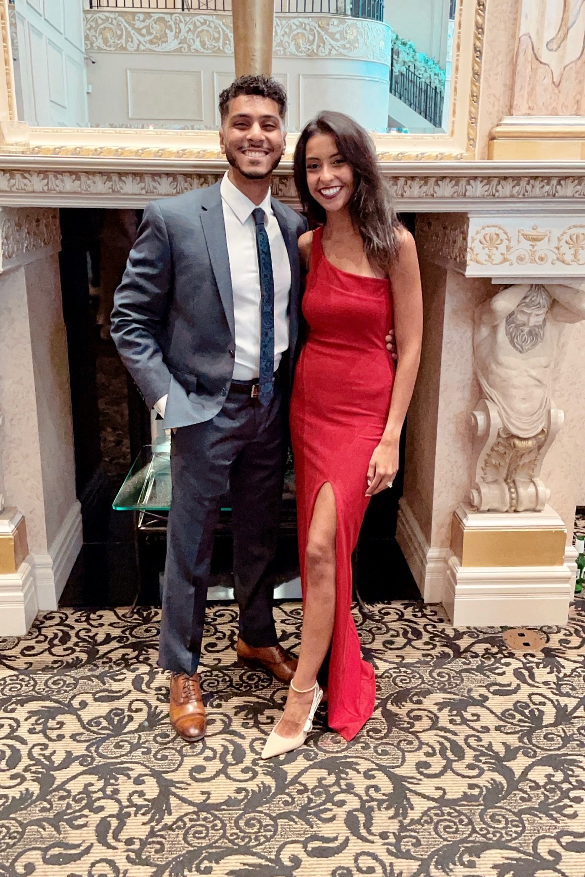 Could never go wrong with red #wedding-guest #christiandiorheels
Various options linked below ⬇️ 

#LTKfit #LTKwedding #LTKstyletip