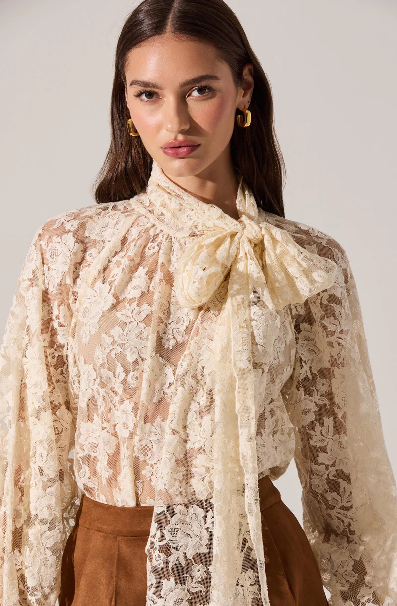 Cinthia Lace Bow Tie Top - Vintage cream / XS | ASTR The Label (US)