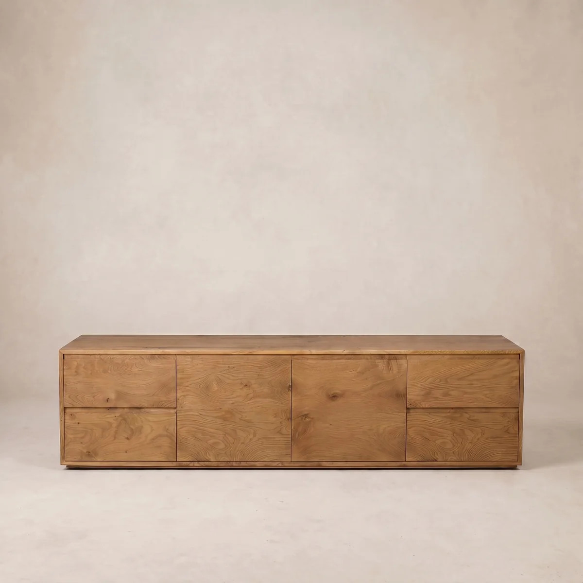 Antwerp Media Console | House of Leon