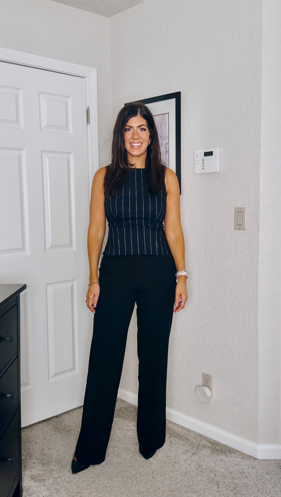 In a medium top an 10 long pants

#LTKSaleAlert #LTKMidsize #LTKWorkwear