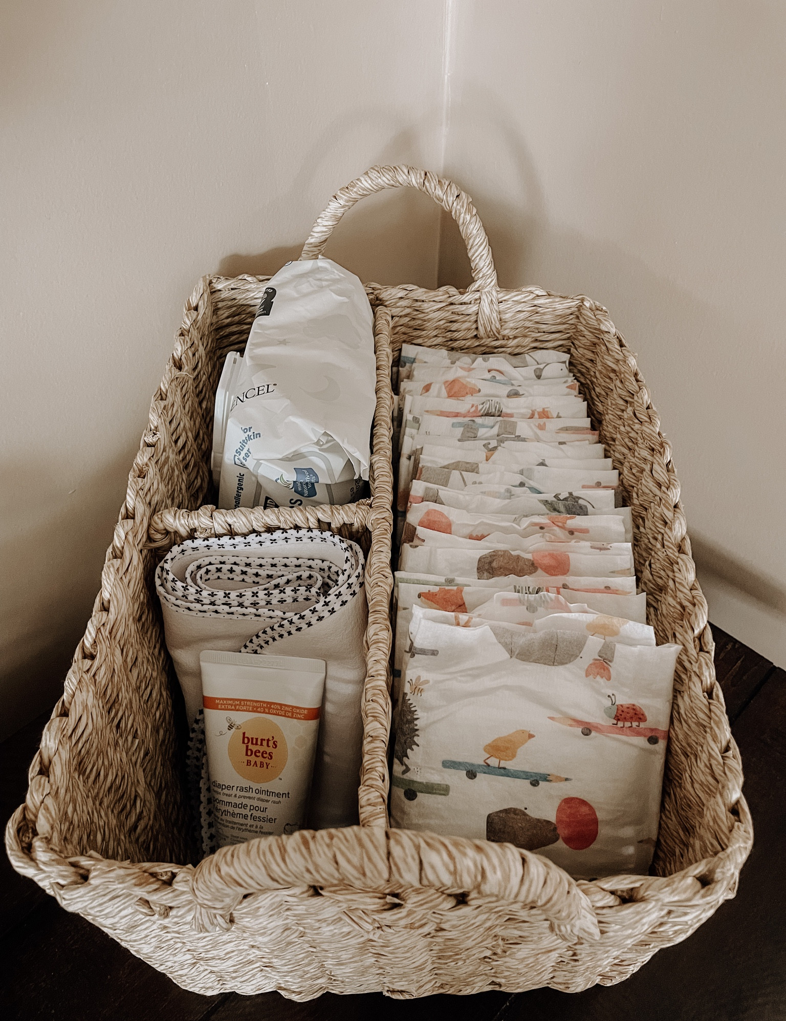 Hudson’s diaper caddy!

Hello Bello diapers | Kirkland wipes | Burt’s Bees | diaper rash cream | woven basket | woven diaper caddy | woven organizer 

#LTKbaby #LTKFind #LTKhome