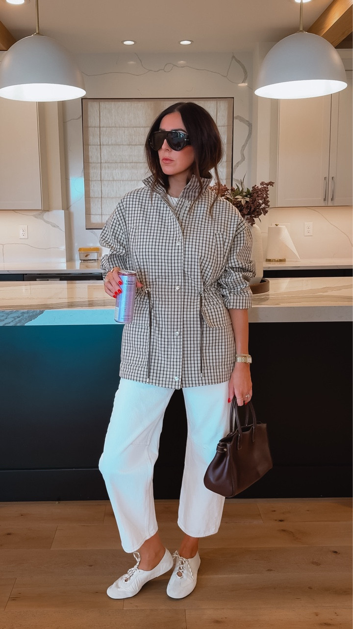 Wearing a small in this plum gingham raincoat from Zara, wearing a 25 in these Madewell, white cropped barrel jeans. The perfect spring look!

#LTKOver40 #LTKmomlife #LTKootd