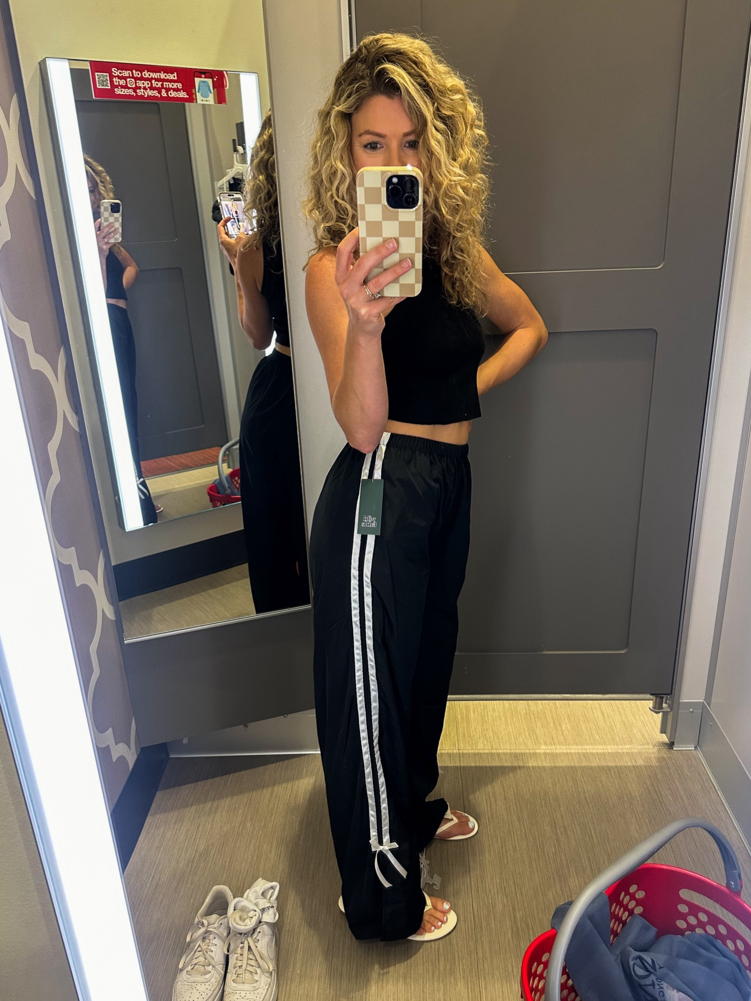Striped track pants with a bow, so cute for an athleisure fall outfit 

#LTKSeasonal #LTKActive #LTKFindsUnder50