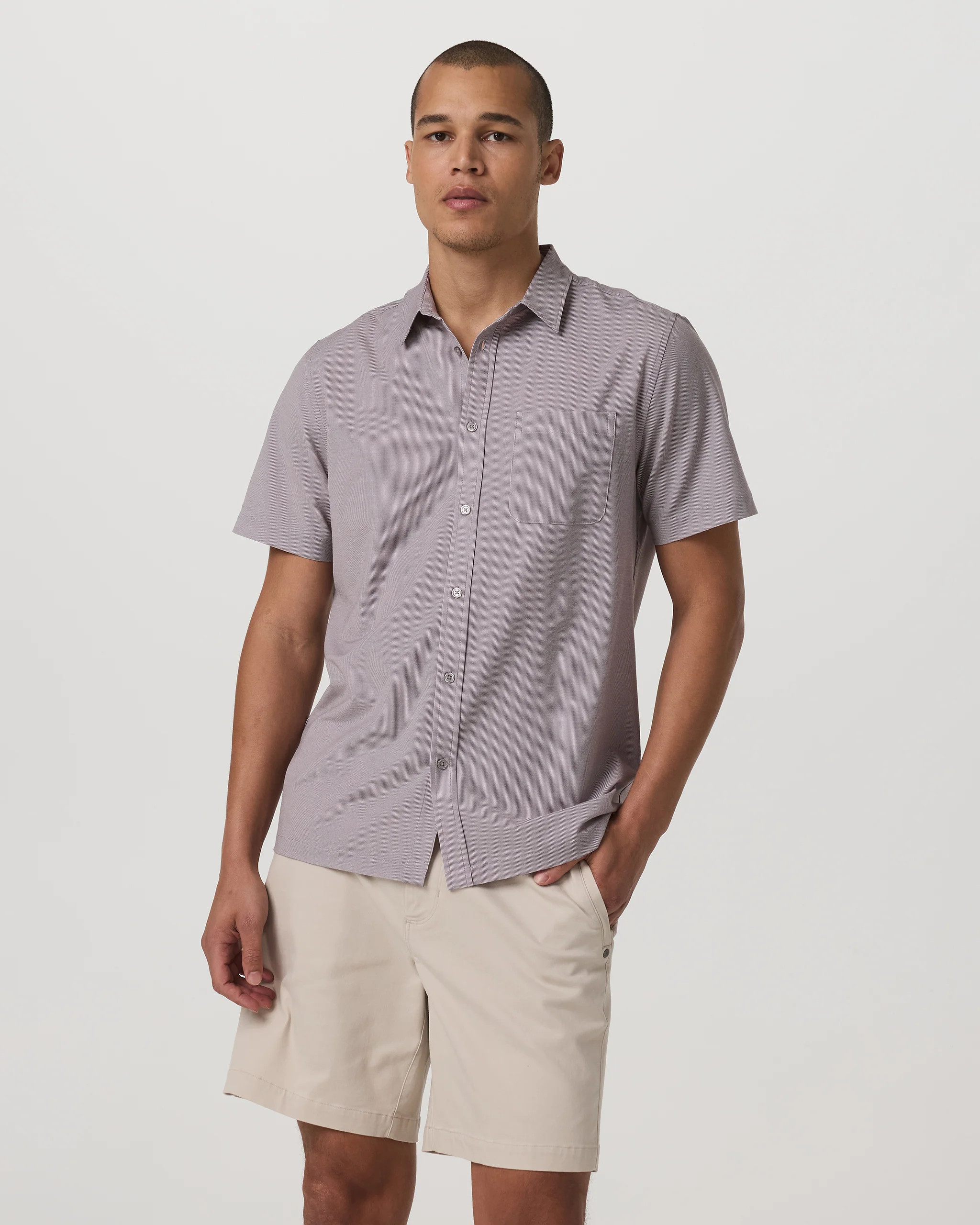 Short Sleeve Bridge Button Down – Sable Mini Stripe Shirt – Vuori | Vuori Clothing (US & Canada)