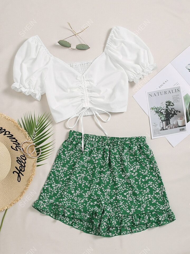SHEIN VCAY Puff Sleeve Shirred Drawstring Front Top & Ditsy Floral Ruffle Hem Shorts | SHEIN