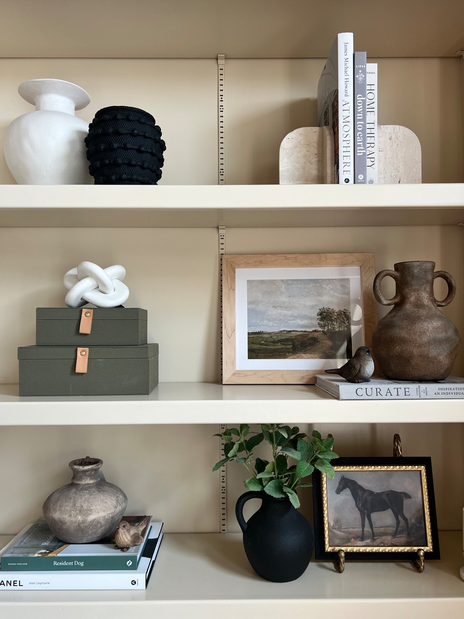 White vase & horse framed art are on sale today!!

#LTKHome #LTKStyleTip #LTKSaleAlert