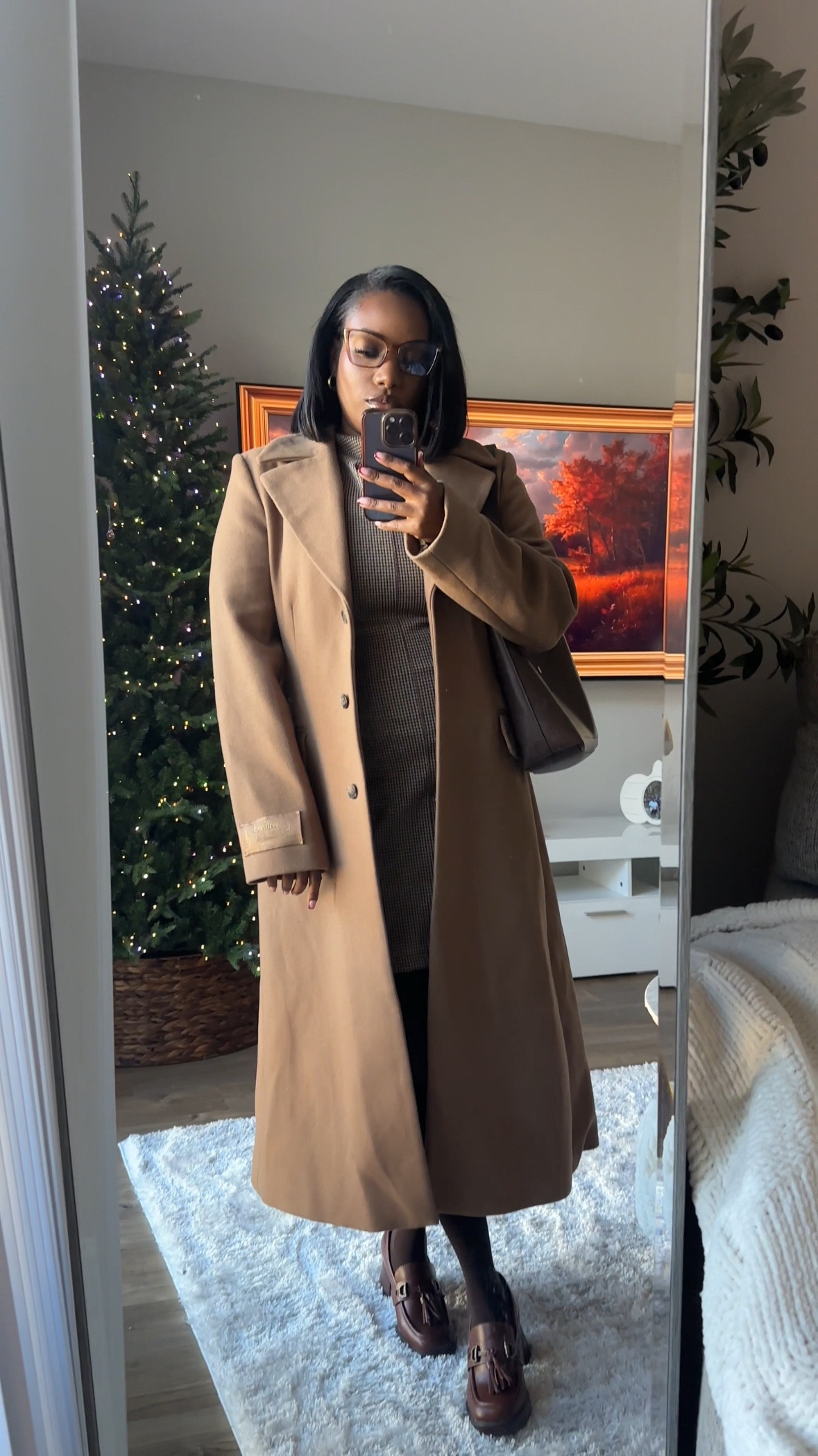 Tan Coat OOTD 

#LTKSeasonal #LTKMidsize #LTKootd