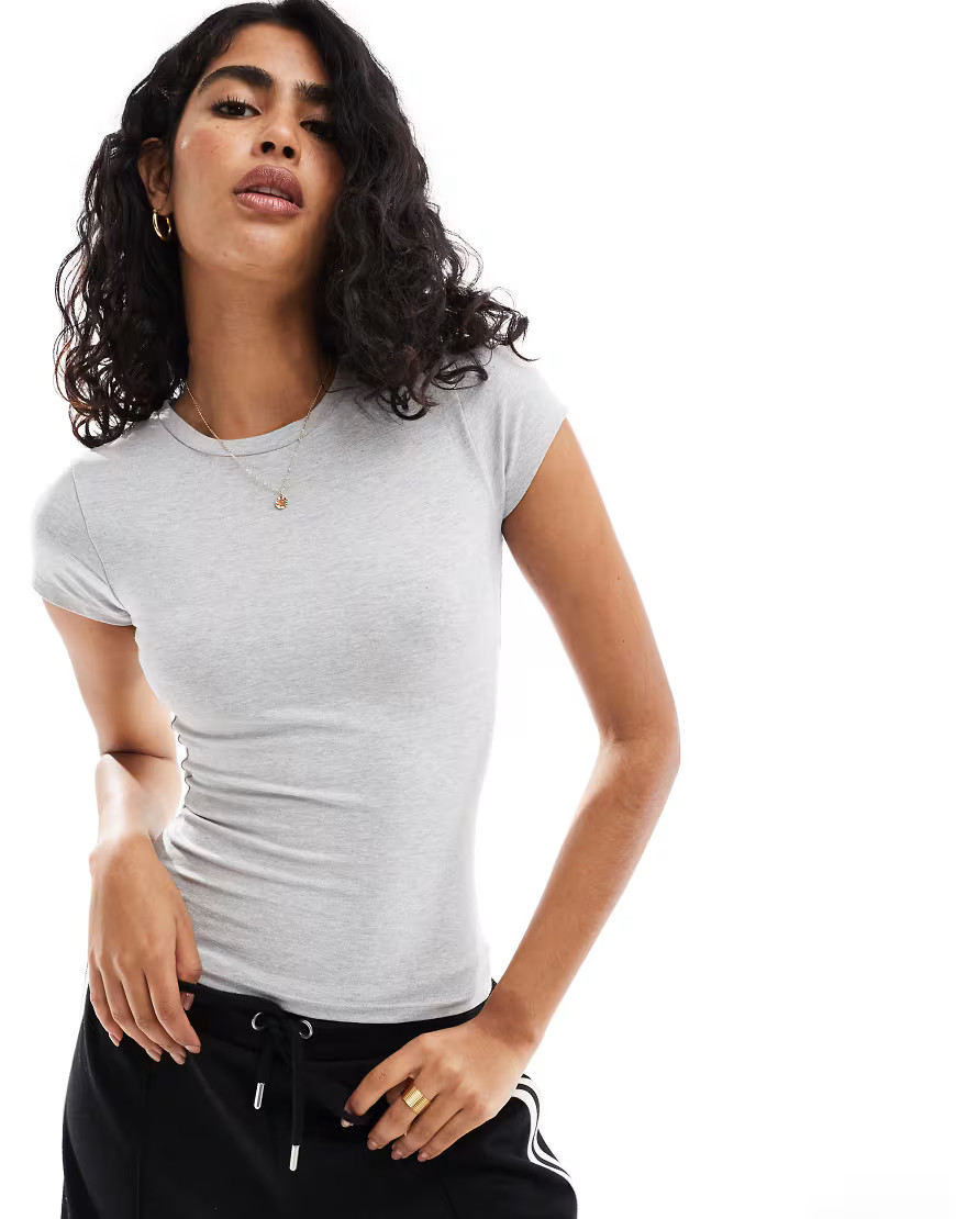 Cotton On jersey crew tee in gray | ASOS (Global)