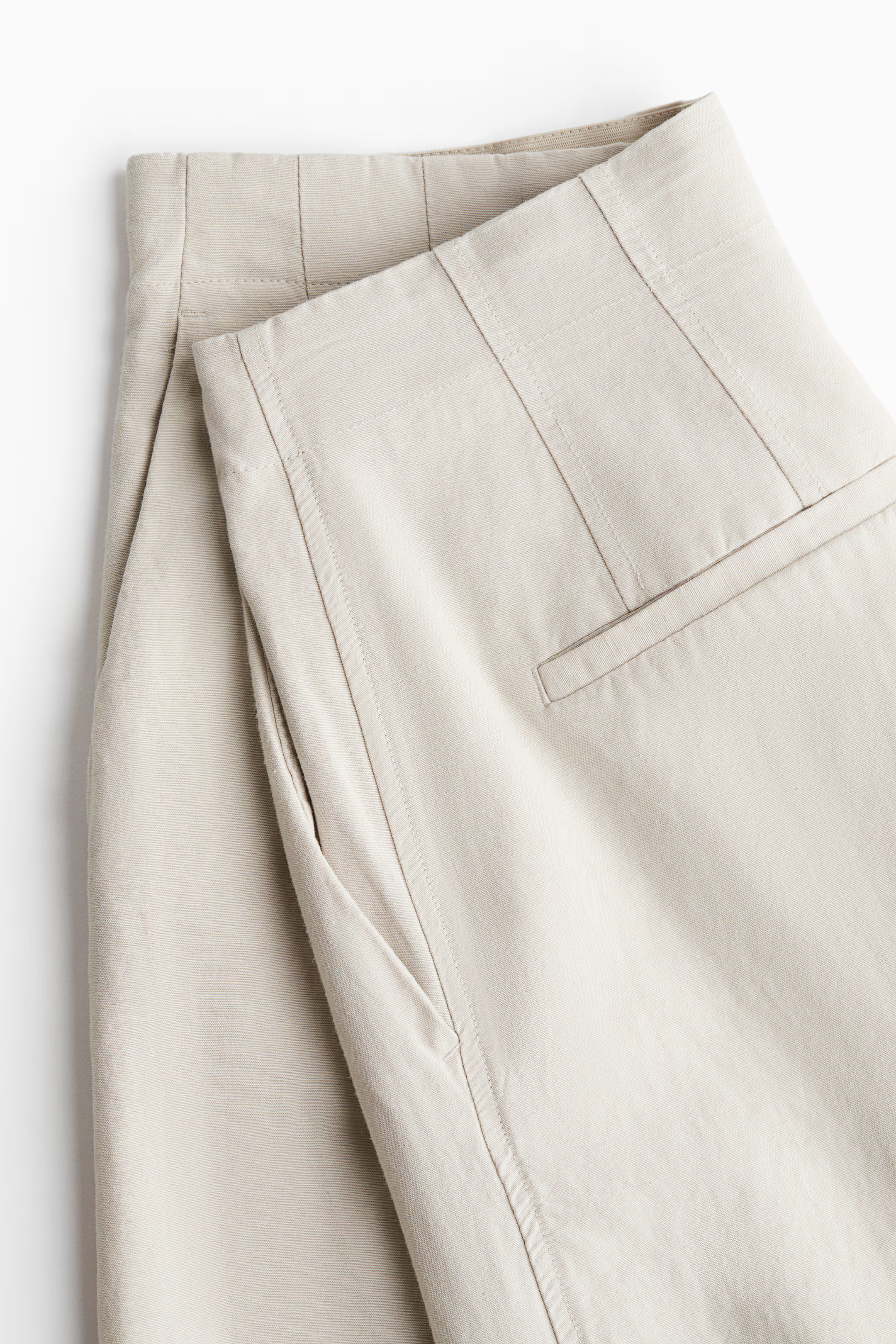 Weite Hose aus Leinenmix | H&M (DE, AT, CH, NL, FI)