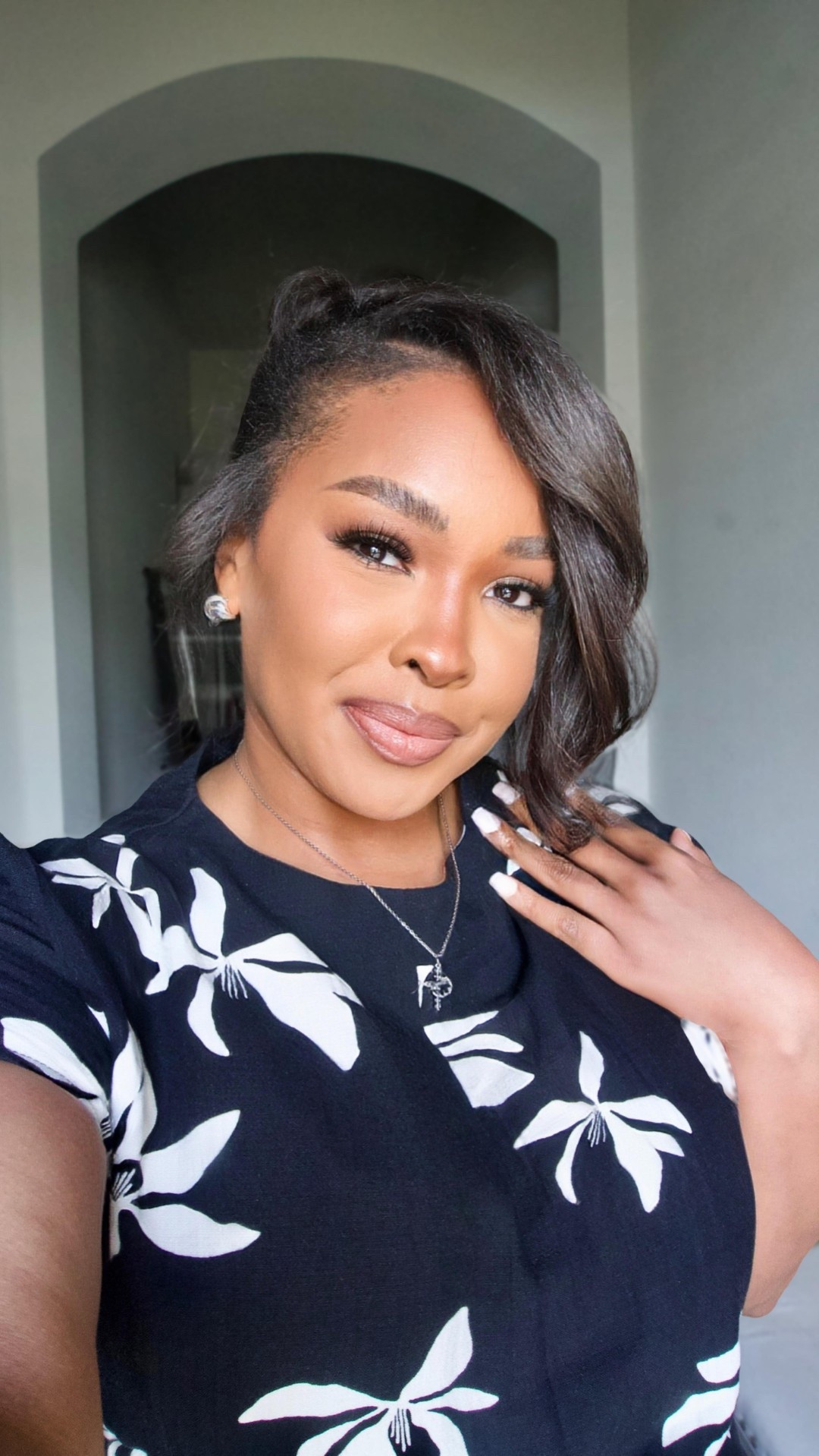 Baby it’s a recession outside and the tariffs about to make that Brazilian Yaki coming from overseas double the price. Go ahead and start taking care of your crown sis. 

Hair mask
-mayo
-banana
-avocado 
-rosemary
-coconut oil
-batana oil
-egg 

-
#dallasinfluencer #hairroutine #silkpress #naturalhair #healthyhairtips #straightnatural