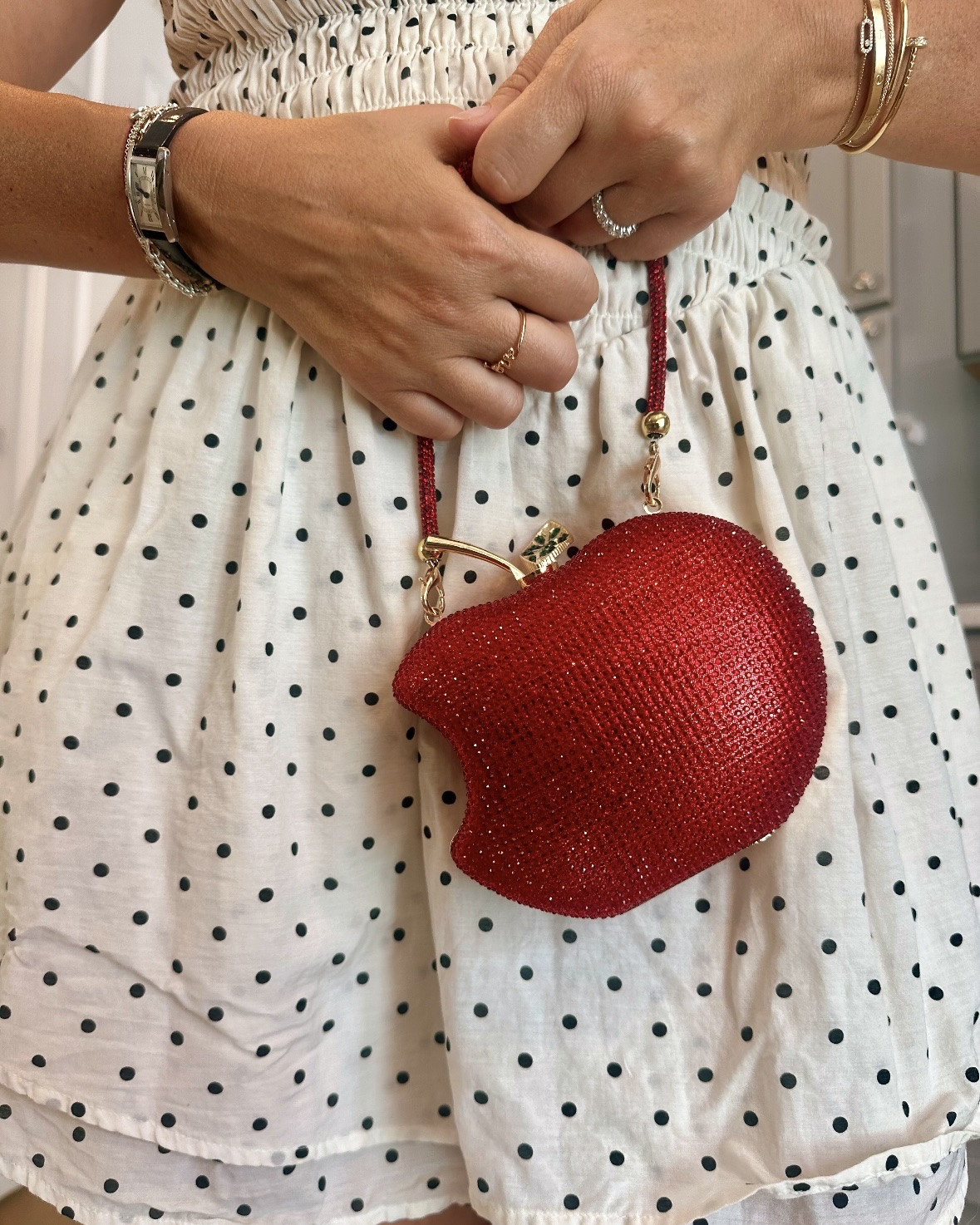 The details on this! The top part stem has lil green rhinestones 🍎
Comes with crossbody strap too!

#LTKTravel #LTKSaleAlert #LTKWedding