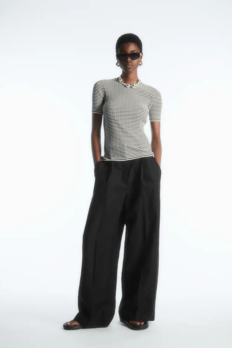 RIBBED-KNIT SILK T-SHIRT - DARK BROWN / CREAM / STRIPED - COS | COS (EU)