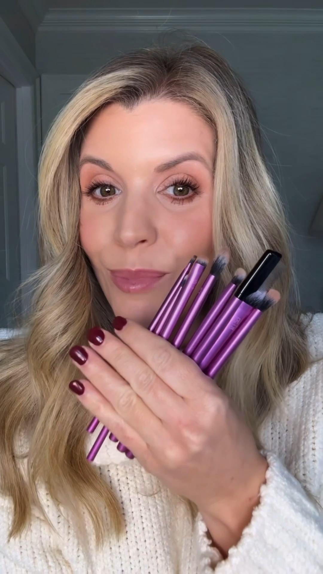 Holiday glam… but make it year-round. ✨

This shadow palette from @ultabeauty is one of those rare finds that works for day to night and every season — the bronzy, sun-kissed tones feel gorgeous in spring + summer, but are equally stunning in the fall + winter. And it’s 40% off and under $9 right now!

Paired with these Ulta Beauty brushes (30% off) that blend like a dream, it’s the perfect stocking stuffer, teacher gift, or even a little gift for yourself. 🎁💄

Comment SHOP and I’ll send the links! #ad #ulta #ultabeauty

#LTKHoliday #LTKBeauty #LTKgrwm