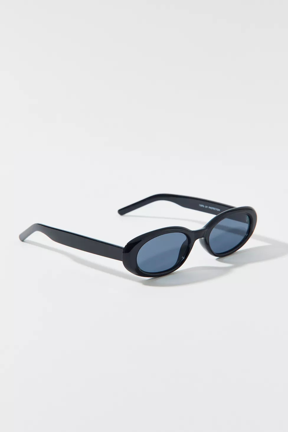 UO Essential Oval Sunglasses | Urban Outfitters (US and RoW)
