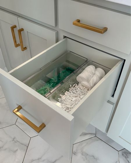 Qtip, cotton ball, and floss organizers for your bathroom drawers! I love these Amazon acrylic containers that have lids to keep everything clean!

Amazon organization, Amazon home, Amazon must have, organization inspiration, organize me, aesthetic, organizers, container store, bathroom, organization, drawer Organizers, home decor, drawer organizers

#LTKhome