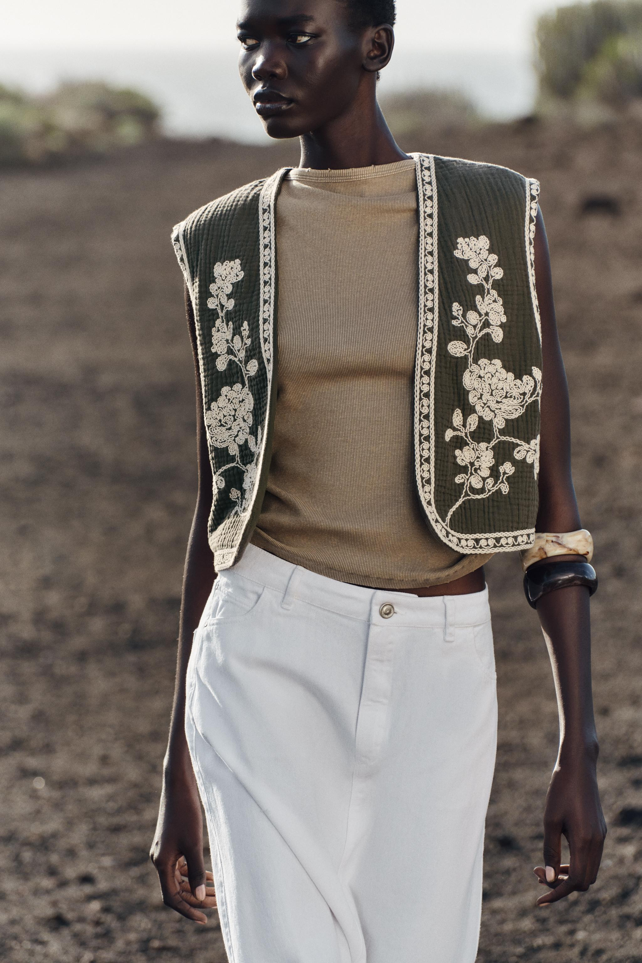 EMBROIDERED VEST | Zara Canada