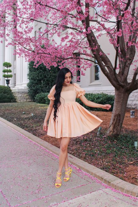 • A Whole New {Twirl} 🧡💛 •


You can shop my outfits by following me {sparkleandstyle} on the FREE LIKEtoKNOW.it app or via the Shop My Instagram link in my bio! 💕

#LTKSeasonal #LTKfindsunder100 #LTKshoecrush