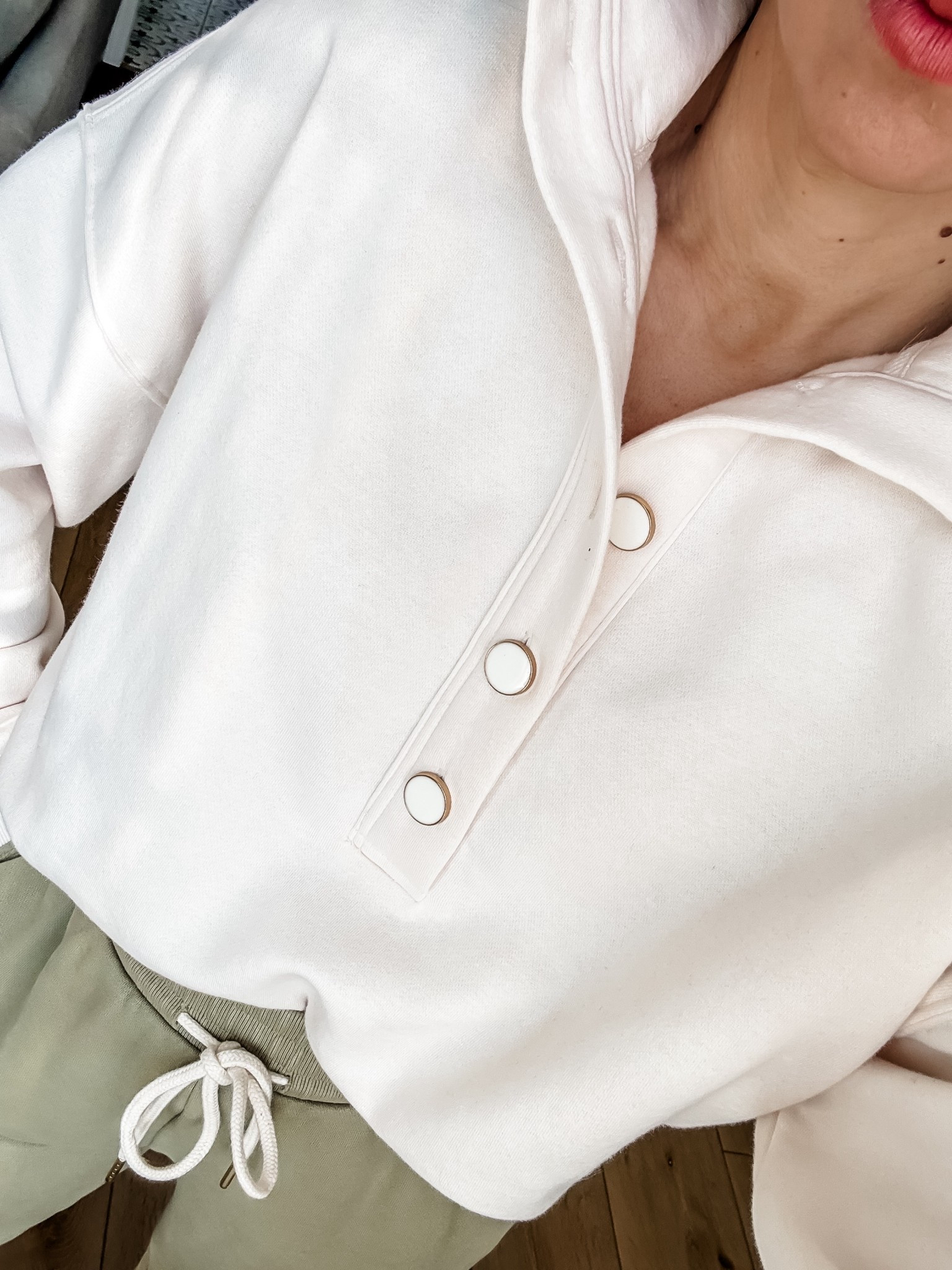 Small Henley sweatshirt, Walmart fashion

#LTKOver40