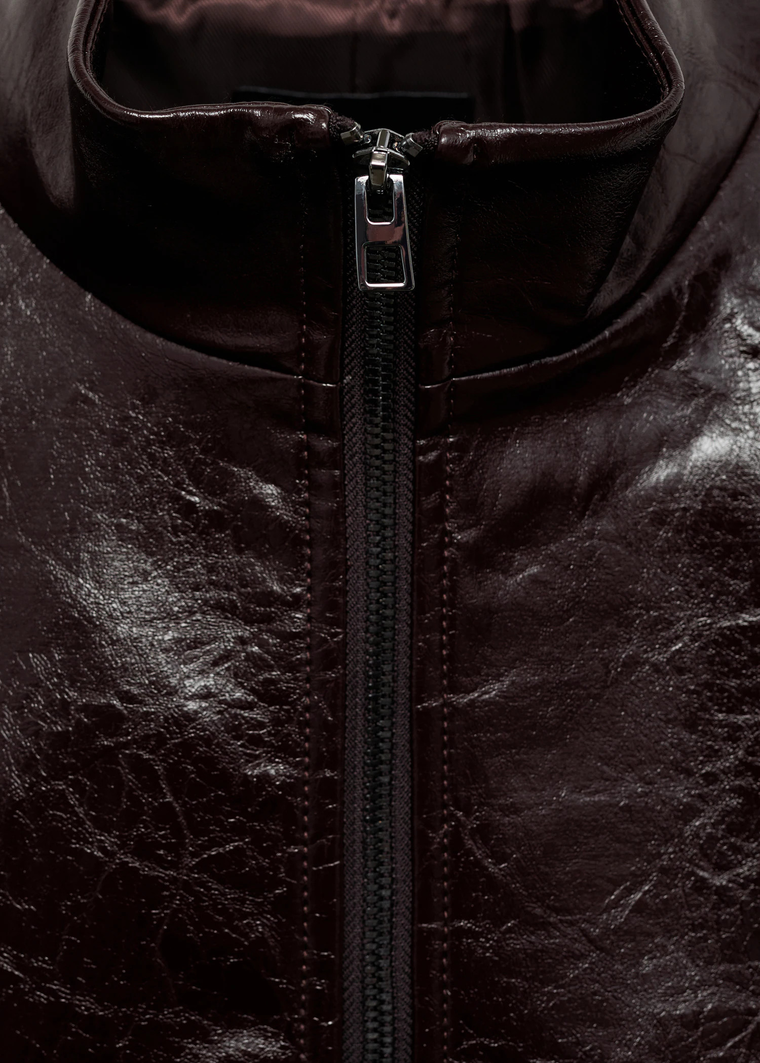 Texturierte Jacke mit halbhohem Kragen - Damen | MANGO Deutschland | Mango EU