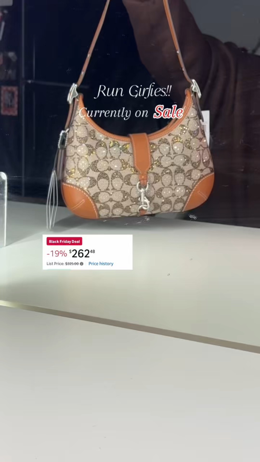 Coach Hampton Hobo in Crystal Signature Jacquard 

#LTKootd #LTKCyberWeek #LTKGiftGuide