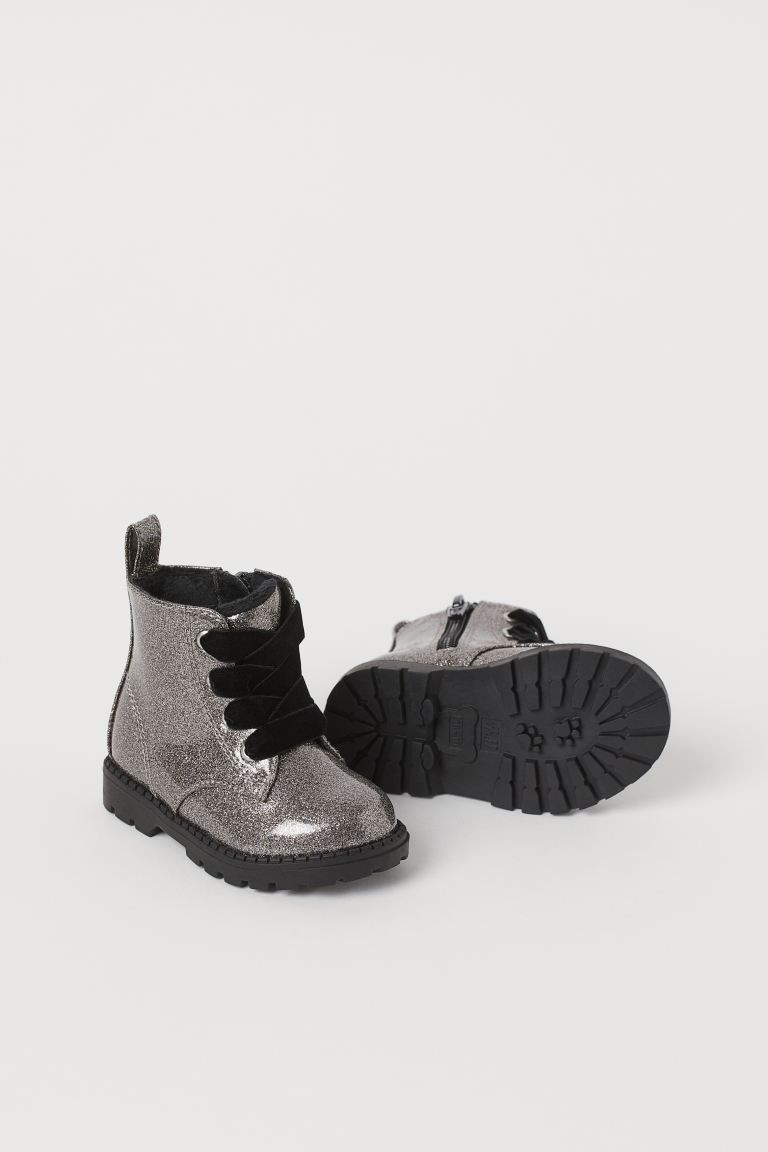 Silver-colored | H&M (US + CA)