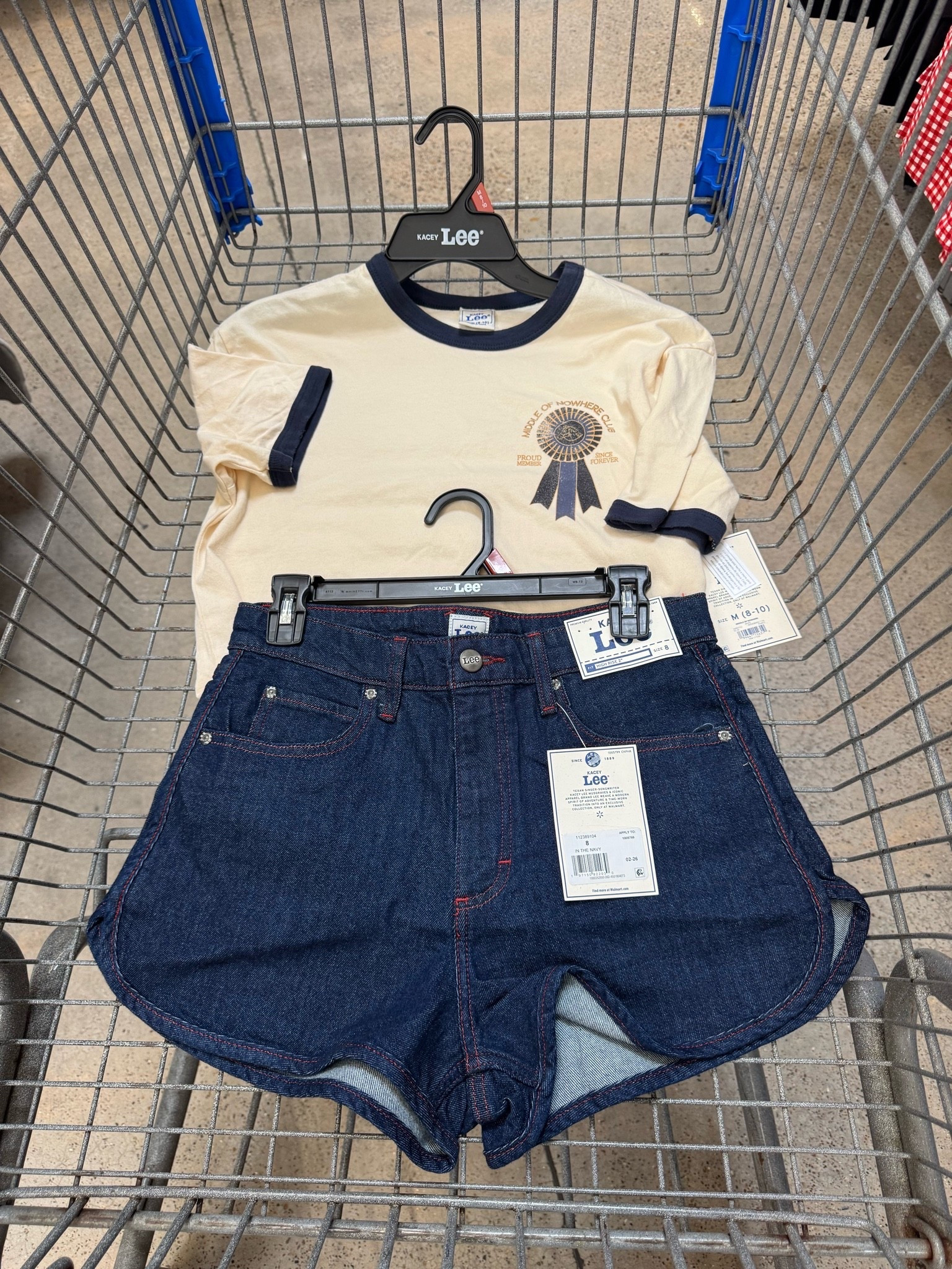 Ok girl I see you Walmart! Hitting that 70s vibe