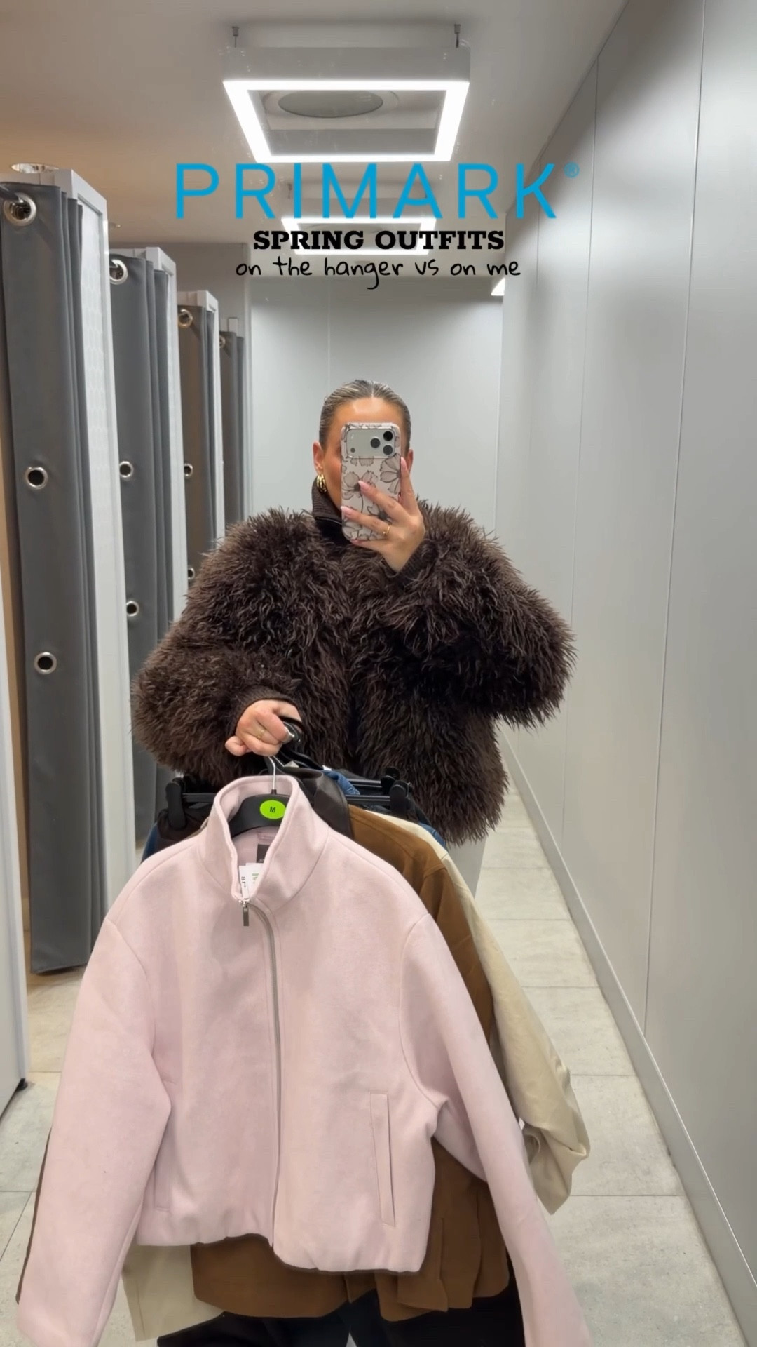 Primark spring try on haul 🌸

I’m a uk size 10, 5ft4 and I went for the following sizes;
Pink jacket - medium 
T-shirt - medium (could size down as it’s oversized)
Jeans - 10 regular
Brown T-shirt - medium
Brown trousers - small
Grey T-shirt - medium 
Grey cargos - small
Trucker jacket - small
Jeans - size 10 regular 
Sweatshirt - medium
Joggers - small (length a bit long on me)
Funnel neck jacket - medium
Jeans - 10 regular 
Denim shirt - medium 

Primark haul, denim, jeans, spring jackets, spring denim, spring outfits, pink, 

#LTKuk #LTKstyletip

#LTKspring