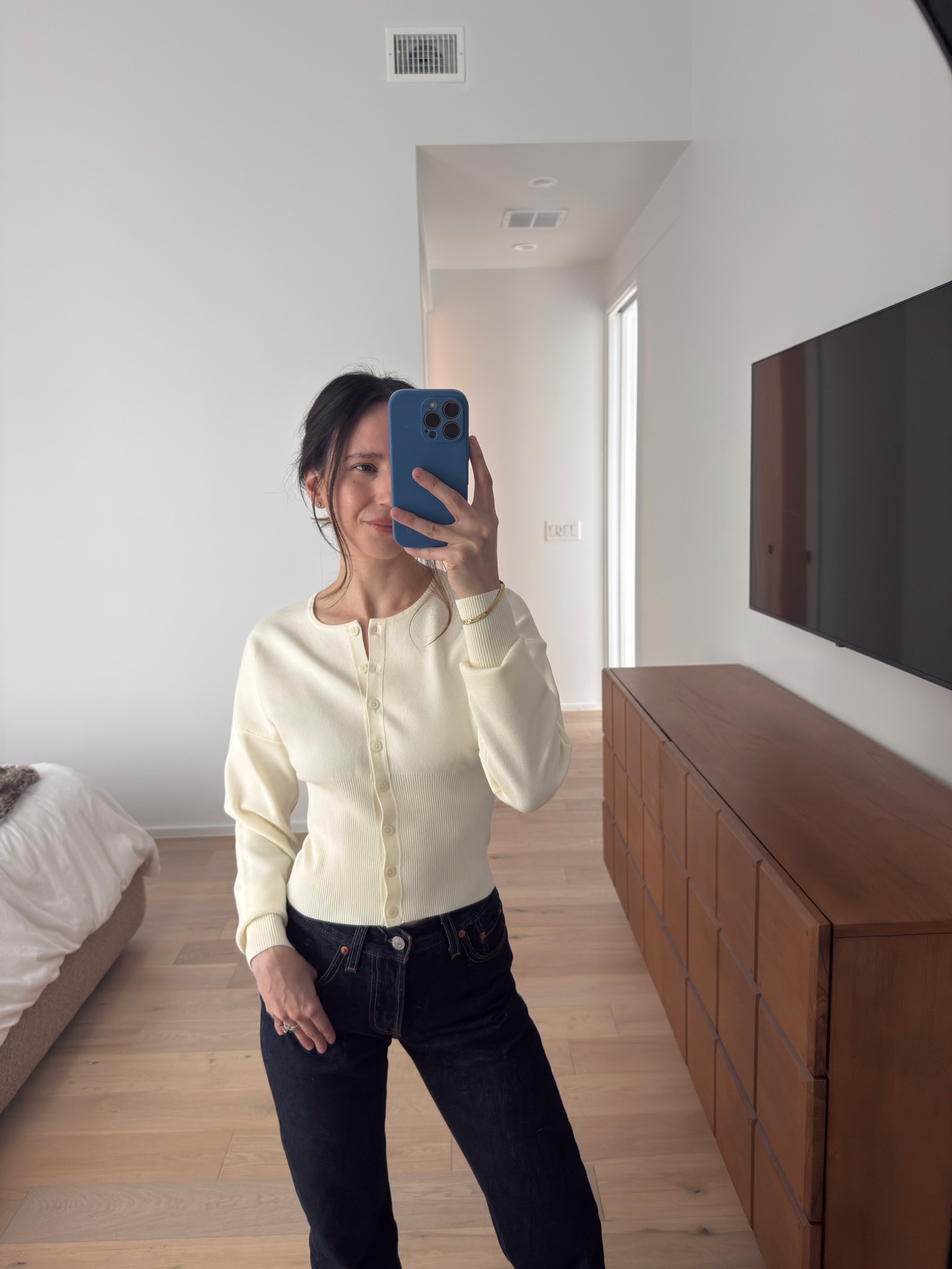 Perfect cardigan for spring and can’t wait to style it! #springoutfit #springfashion #springsweaters 

#LTKPetite #LTKStyleTip #LTKWorkwear