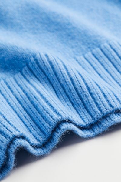 Oversized Turtleneck Sweater | H&M (US + CA)