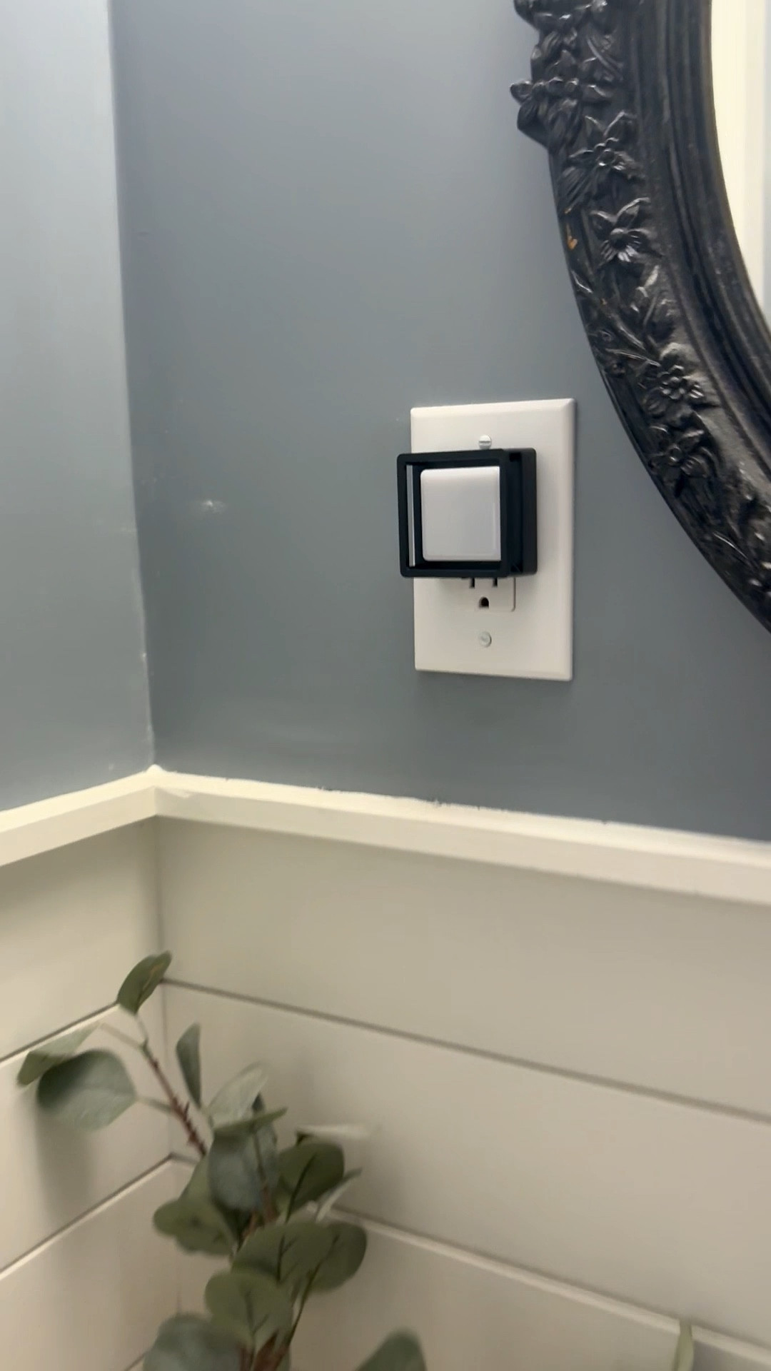 Adjustable nightlight. Automatic dusk to dawn sensor eliminates manual switching. Compact design leaves second outlet free for other devices

#LTKMothersDay #LTKdayinmylife #LTKHome