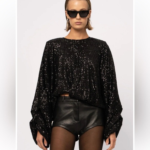 NONchalant Frankie Top | NWT Sz: XS | Poshmark