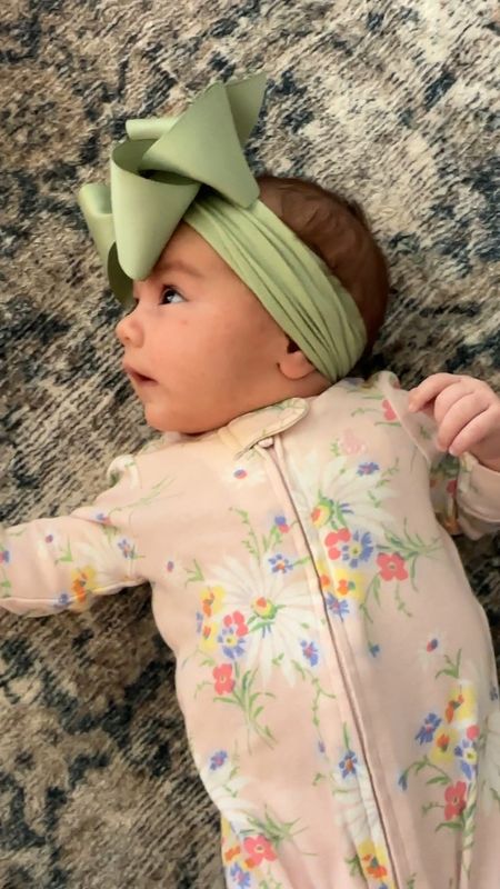 Favorite oversized baby girl headband bows 😍🎀 

#LTKbump #LTKkids #LTKbaby
