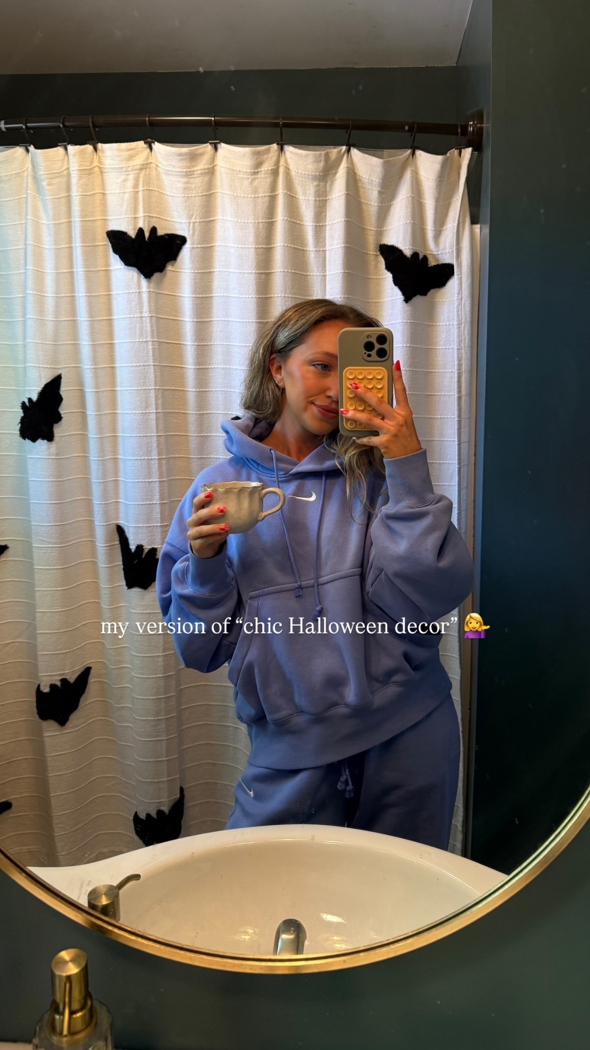 my version of “chic Halloween decor” 💁‍♀️

this is from Martha Stewart’s Halloween decor! 

#LTKHalloween #LTKSeasonal