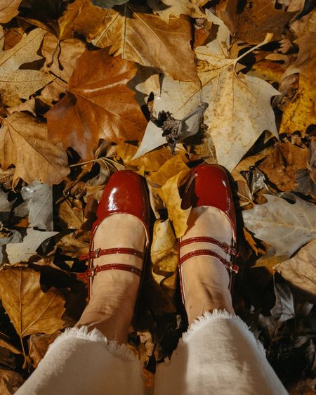 French classic Mary Jane shoes. In bright patent red. 



#LTKSeasonal #LTKshoecrush #LTKHoliday