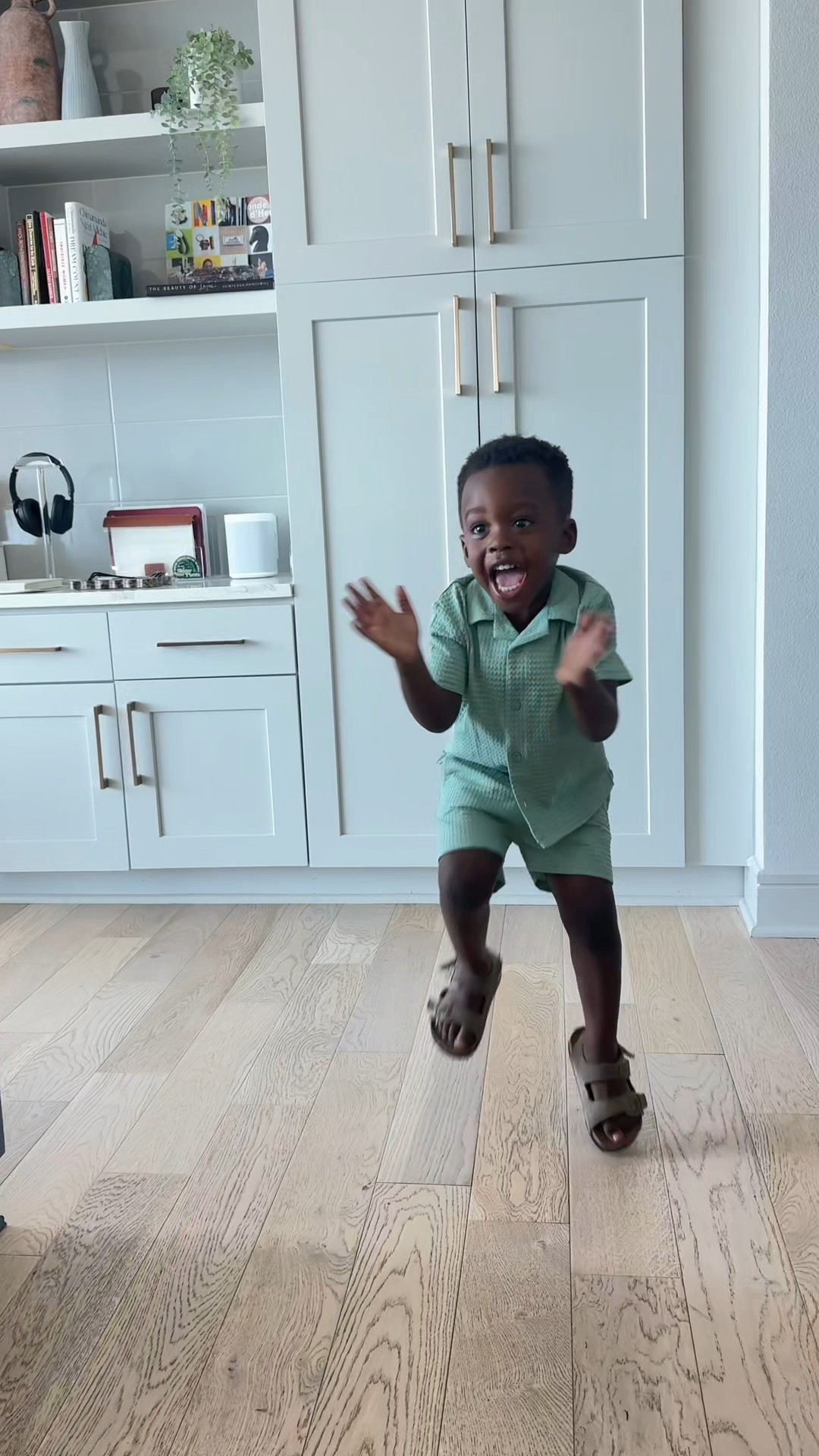 Cute And Comfy Toddler Outfit of The Day! This set is perfect for everyday wear! #toddleroutfit #ootd #cuteoutfits #stylishkids #howtostylemytoddler 

#LTKKids #LTKShoeCrush #LTKStyleTip